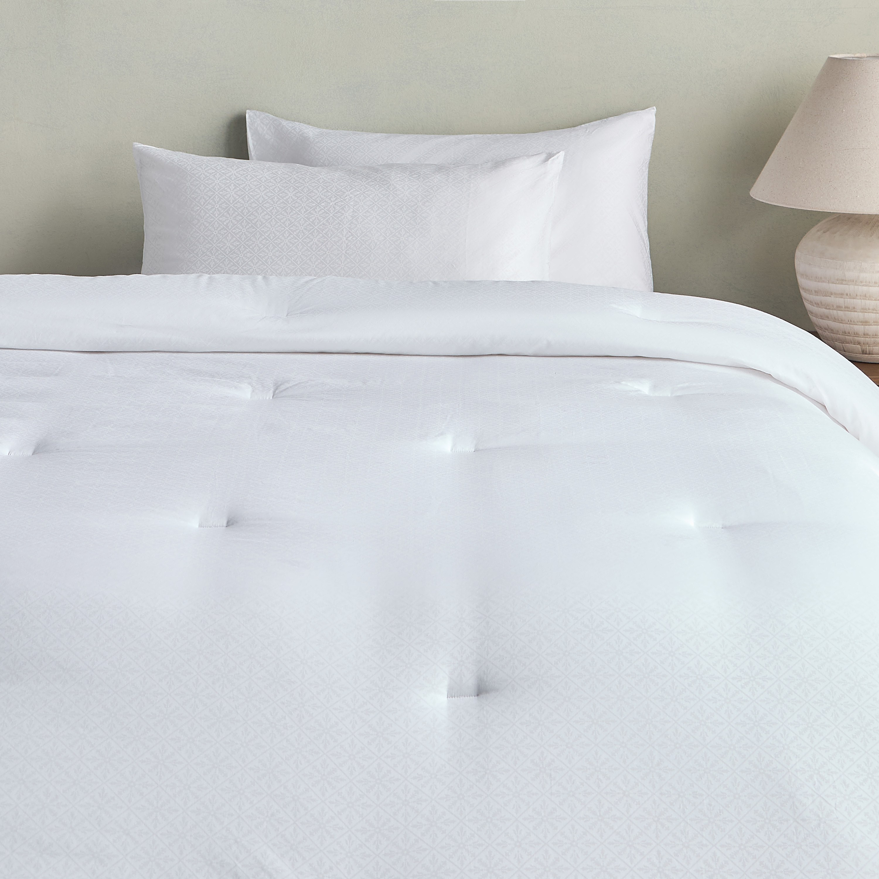 Avira Egyptian Cotton 400 Thread Count 3-Piece Super King Comforter Set - 250x260 cm-household-bedding-comfortersandbedspreads-comforters-image-2