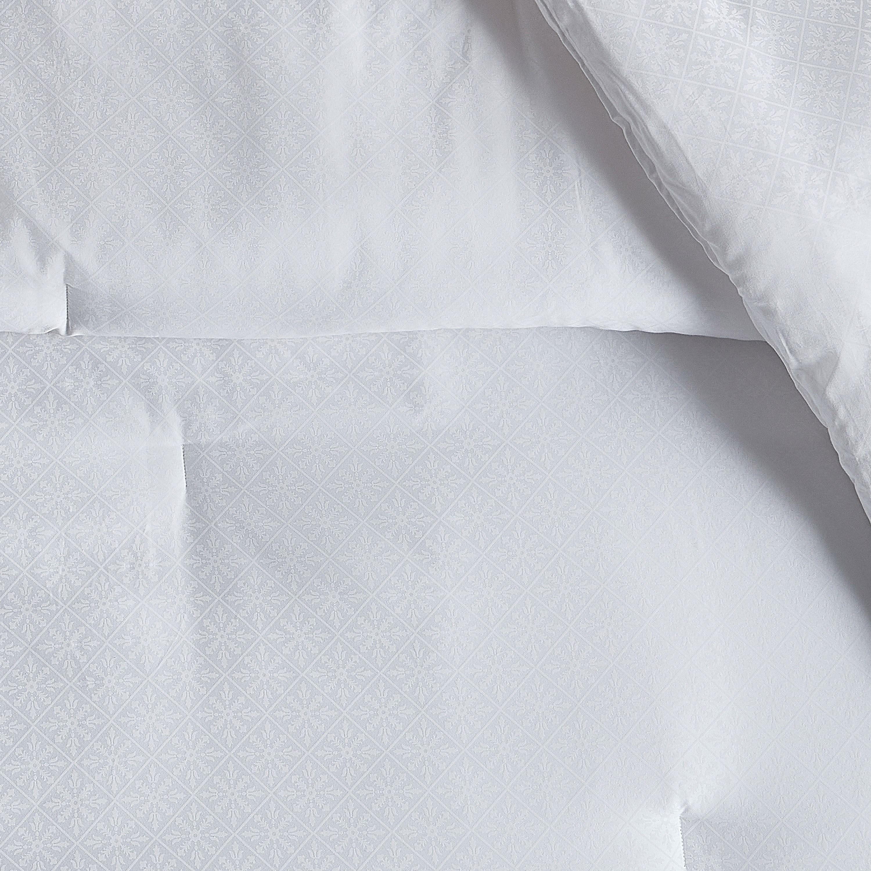 Avira Egyptian Cotton 400 Thread Count 3-Piece Super King Comforter Set - 250x260 cm-household-bedding-comfortersandbedspreads-comforters-image-4