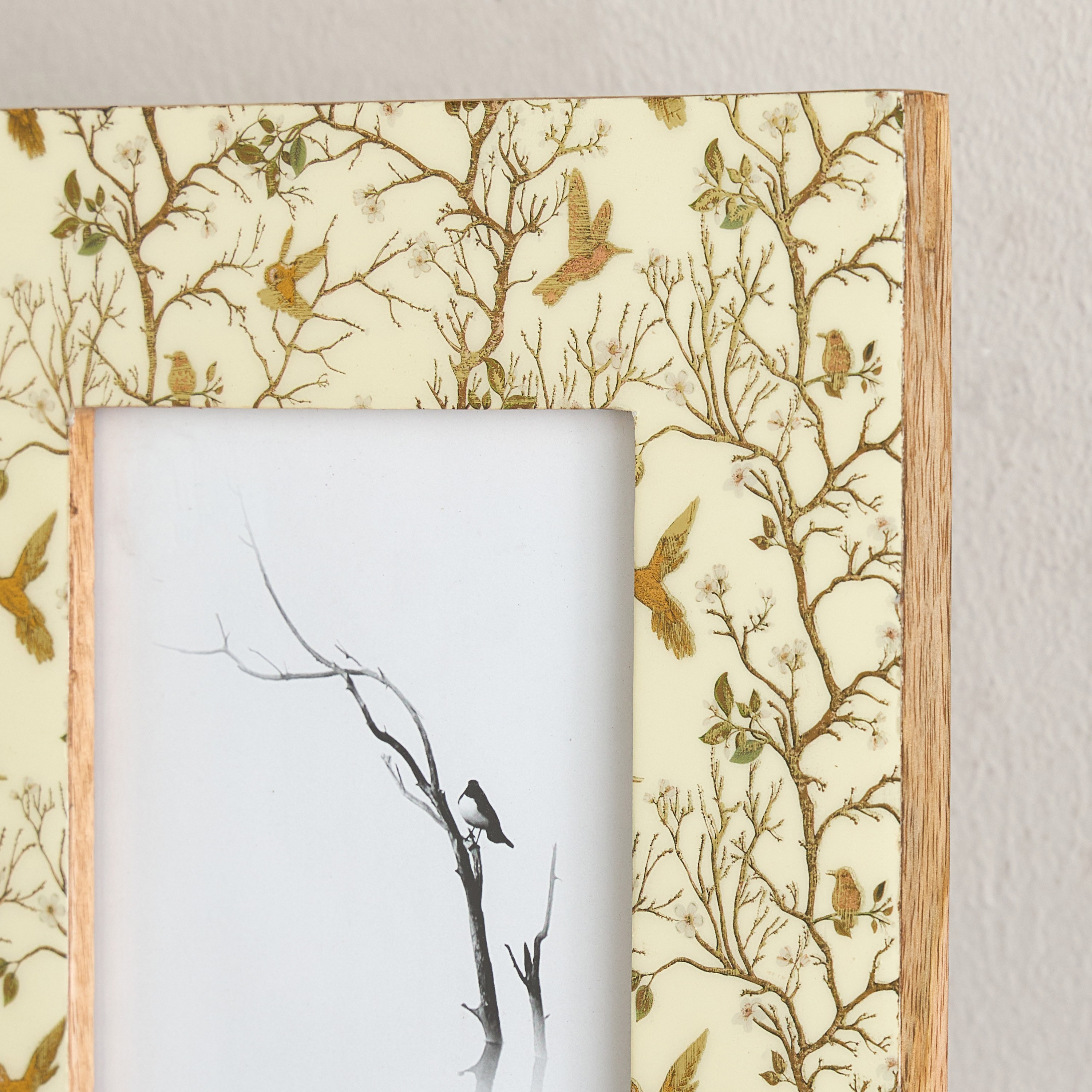 Zaria Photo Frame - 15x10 cm-household-walldecorandmirrors-photoframes-image-2