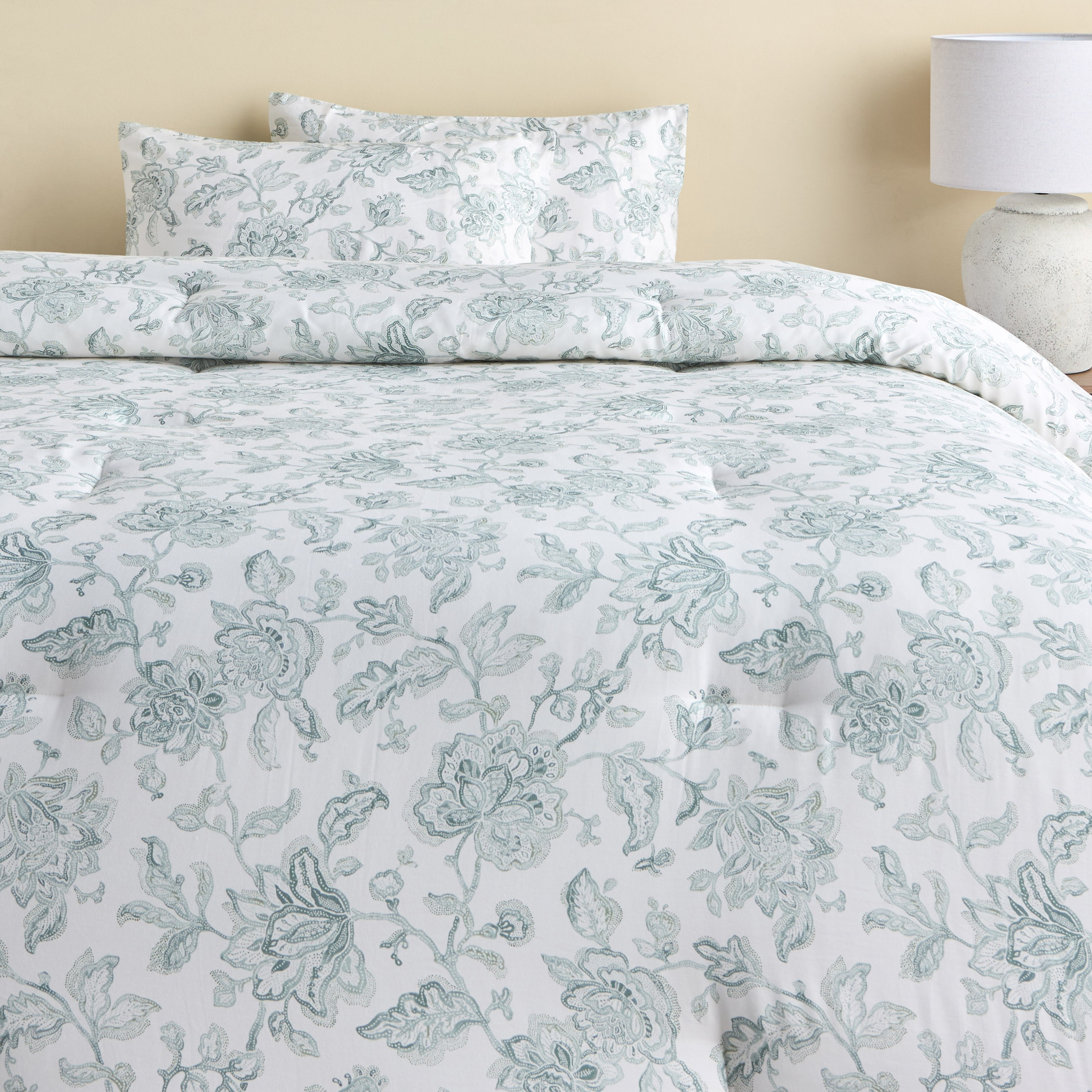 Vintage Medallion Cotton Printed 3-Piece Super King Comforter Set - 240x260 cm-household-bedding-comfortersandbedspreads-comforters-image-2