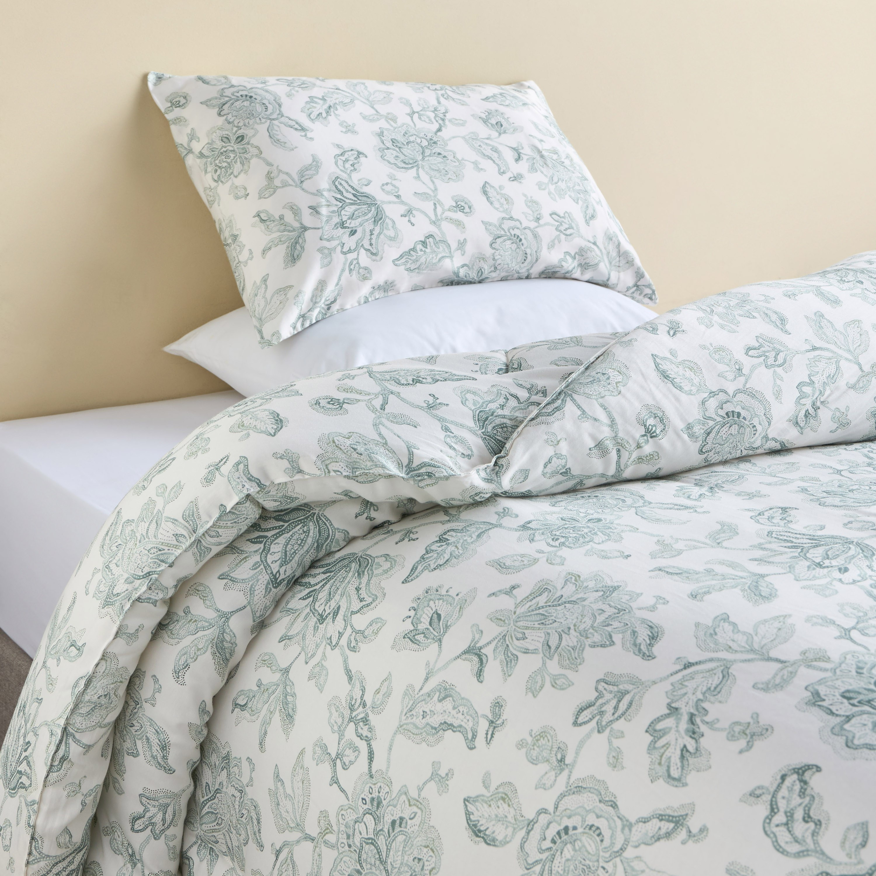 Vintage Medallion Cotton Damask 2-Piece Full Comforter Set - 160x240 cm-household-bedding-comfortersandbedspreads-comforters-image-1