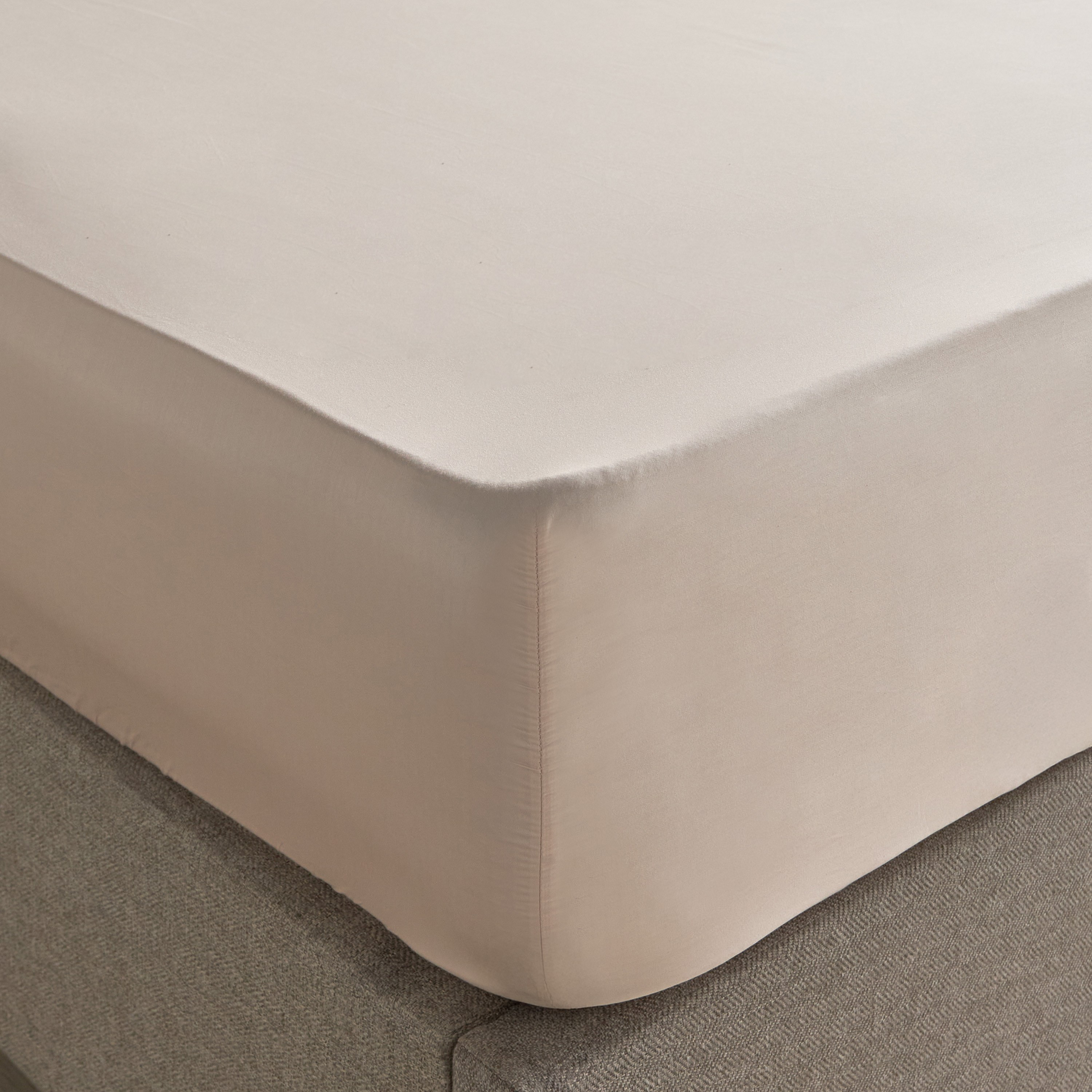 Avira Egyptian Cotton 400 Thread Count Super King Fitted Sheet - 200x205 cm-household-bedding-sheetsandpillowcases-fittedsheets-image-1