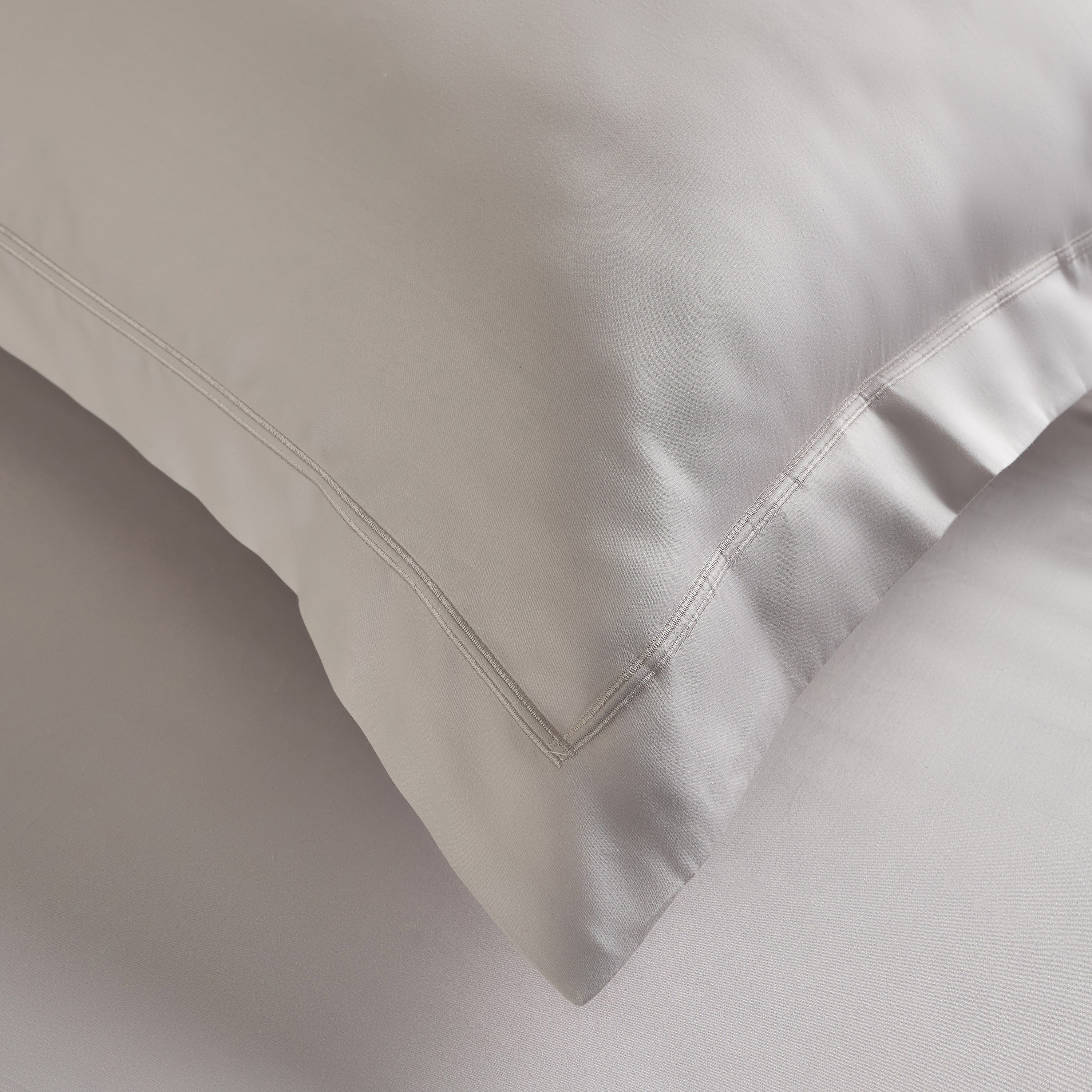 Avira Egyptian Cotton 400 Thread Count 2-Piece Pillowcase Set - 50x75 cm-household-bedding-sheetsandpillowcases-pillowcases-image-3