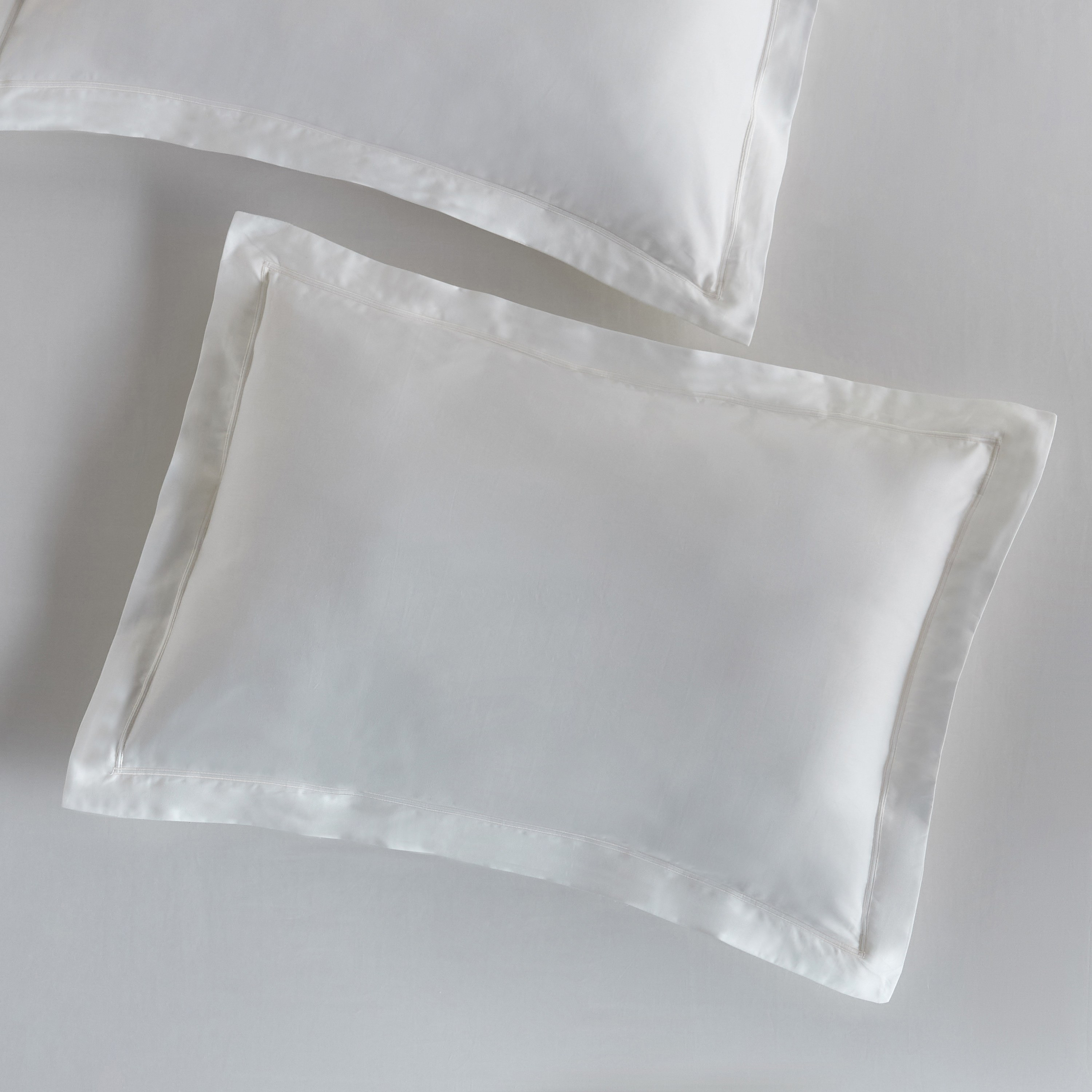 طقم أغطية وسائد قطن مصري بعدد 400 خيط قطعتين - أفيرا - 50x75 سم-household-bedding-sheetsandpillowcases-pillowcases-image-2