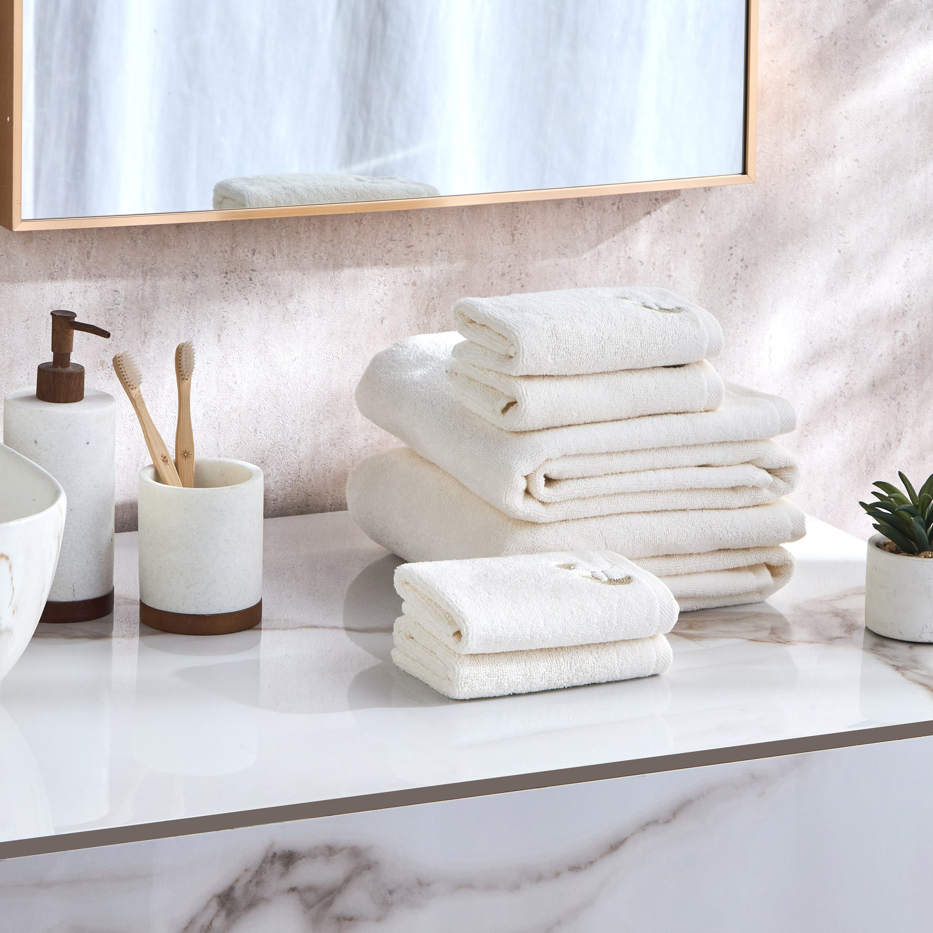 طقم مناشف يد قطن تركي 550 جرام لكل متر مربع 4 قطع - أمورا - 30x30 سم-household-bathandlaundry-bathlinen-towels-image-6