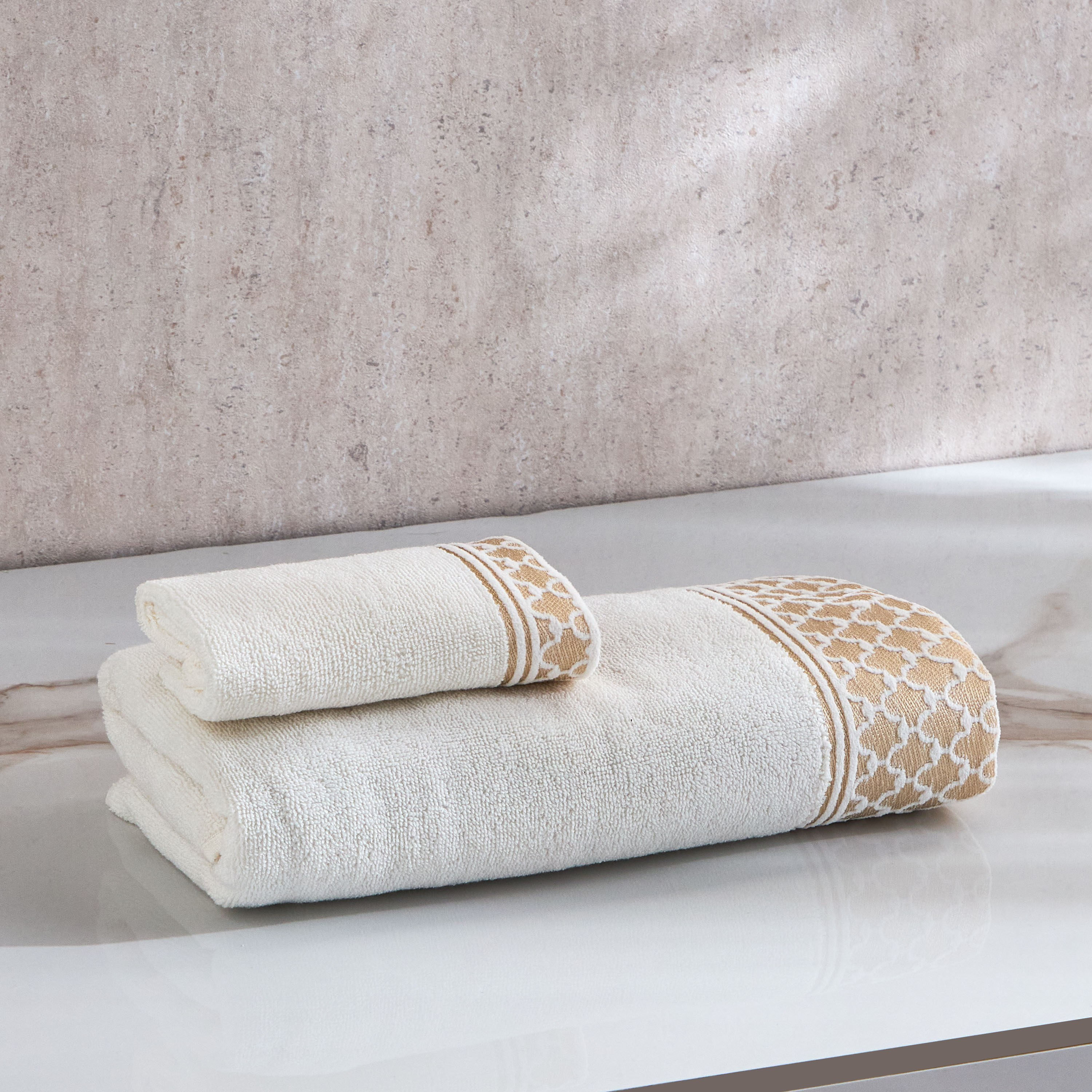 طقم مناشف صغيرة من القطن التركي 550 جرام لكل متر مربع - 4 قطع - ريجنسي - 30×30 سم-household-bathandlaundry-bathlinen-towels-image-5