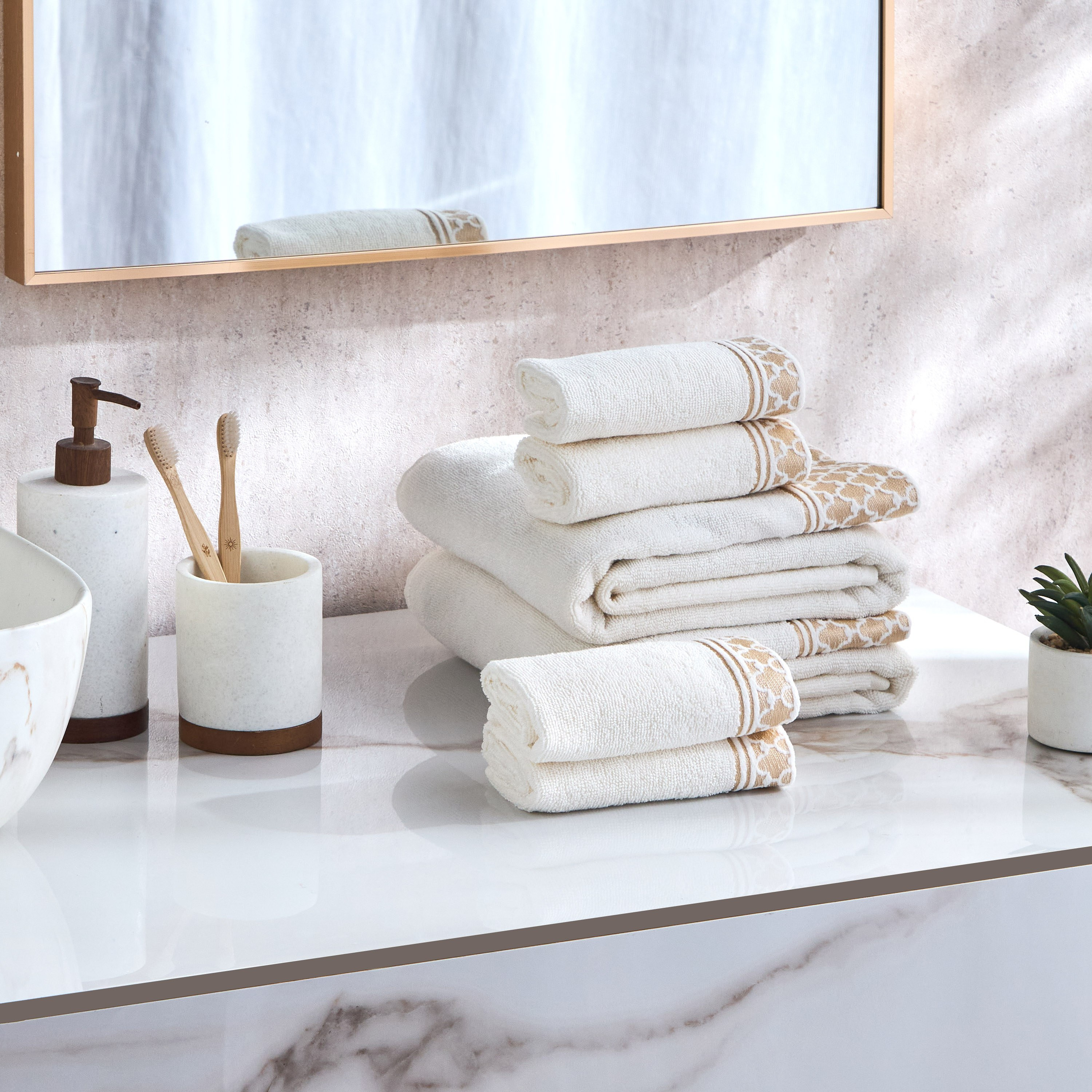 طقم مناشف صغيرة من القطن التركي 550 جرام لكل متر مربع - 4 قطع - ريجنسي - 30×30 سم-household-bathandlaundry-bathlinen-towels-image-6