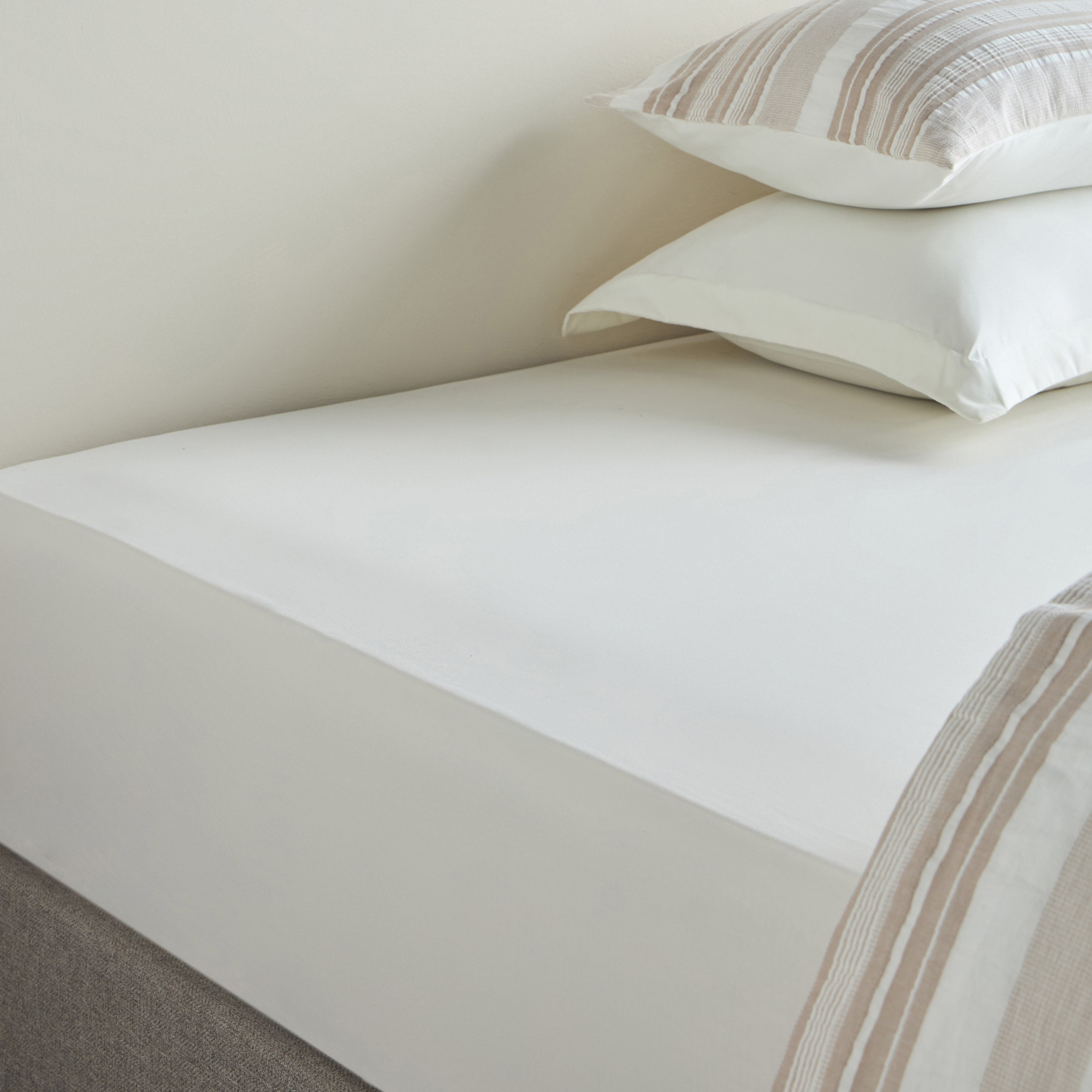 Abel Cotton Striped 4-Piece Full Comforter and Sheet Set - 160x240 cm-household-bedding-comfortersandbedspreads-bedinabag-image-5