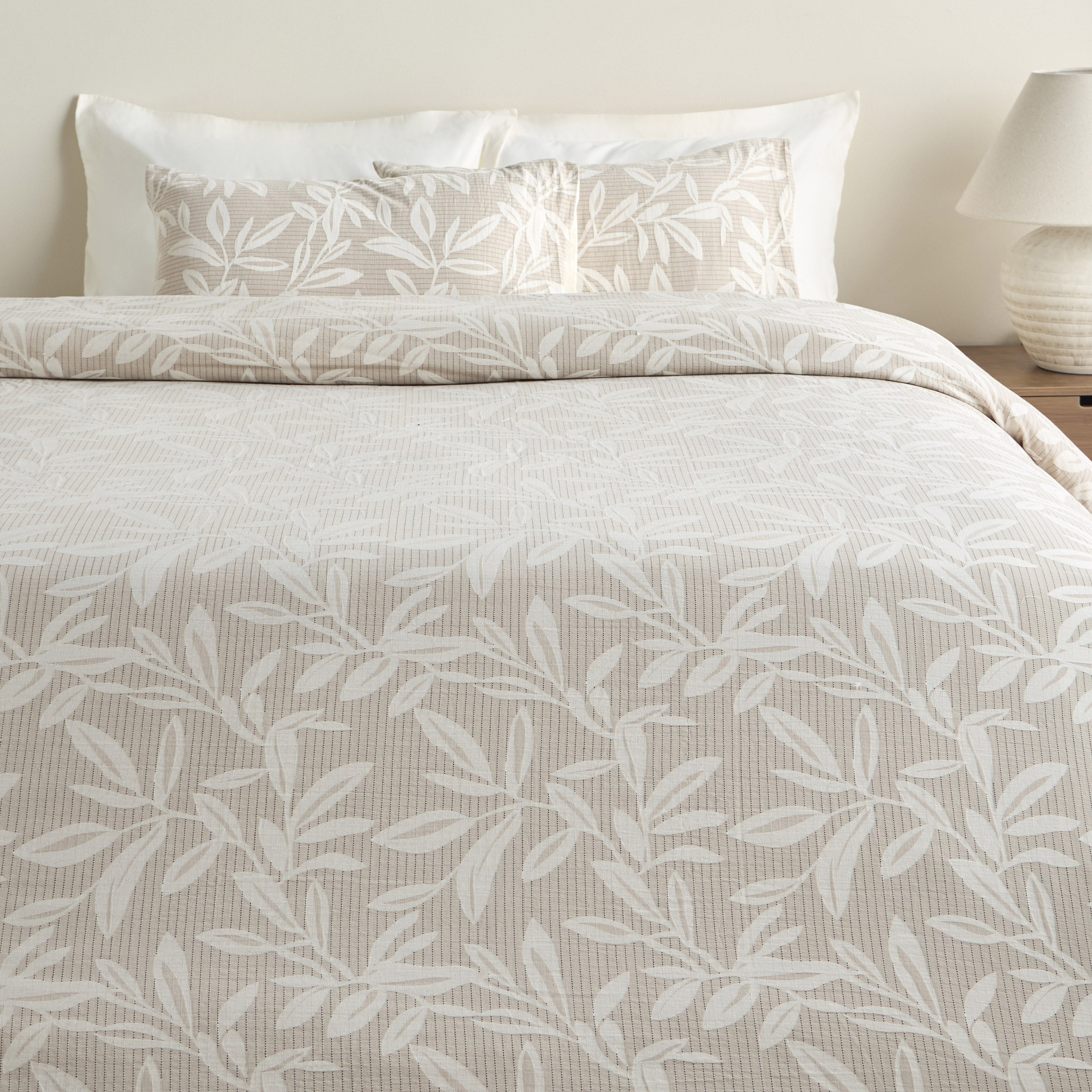 Dini Leafy Cotton Jacquard 6-Piece Super King Comforter and Sheet Set - 240x260 cm-household-bedding-comfortersandbedspreads-bedinabag-image-2