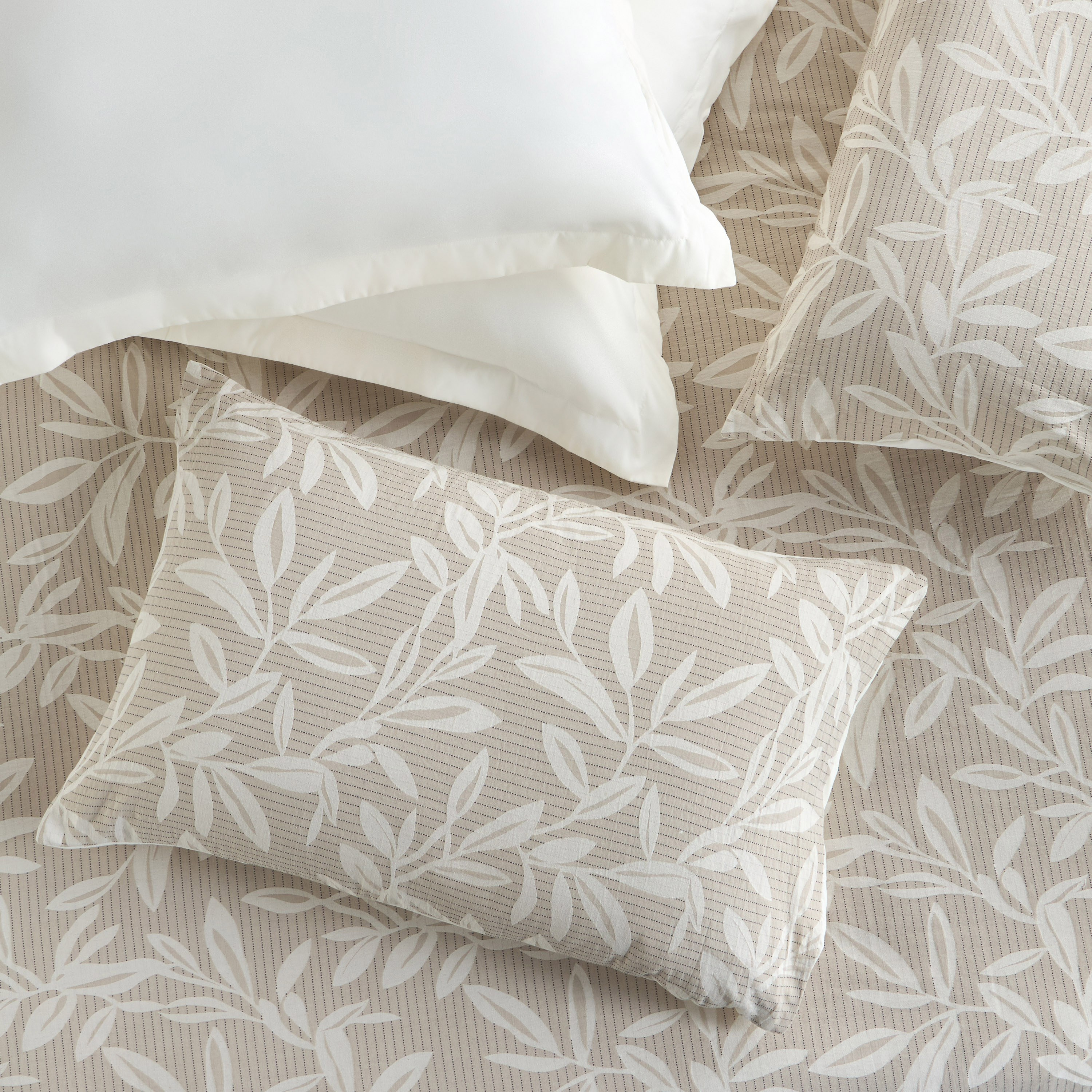 Dini Leafy Cotton Jacquard 6-Piece Super King Comforter and Sheet Set - 240x260 cm-household-bedding-comfortersandbedspreads-bedinabag-image-3