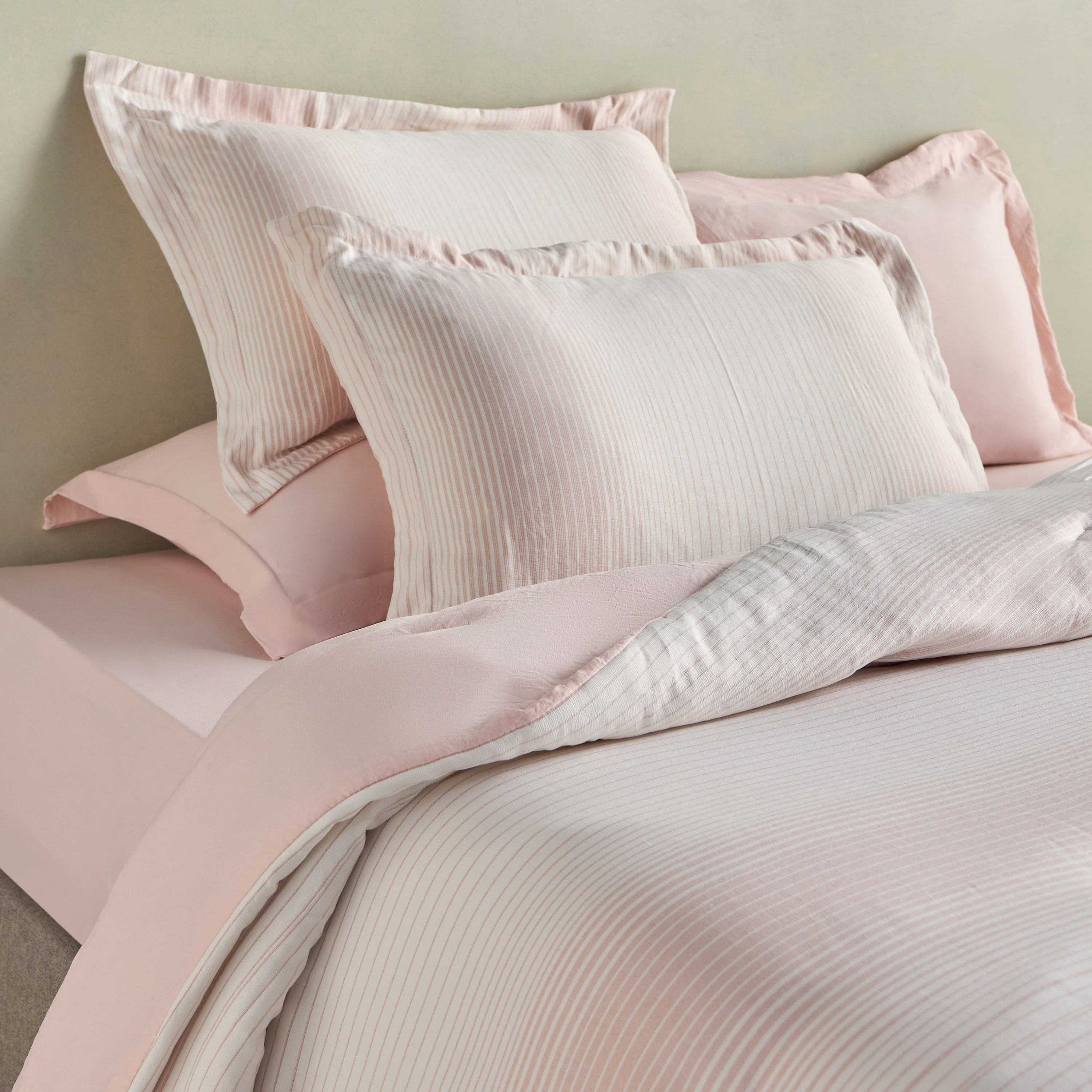 طقم غطاء لحاف سوبر كينج 6 قطع جاكار من أداو - 240×260 سم-household-bedding-comfortersandbedspreads-bedinabag-image-1