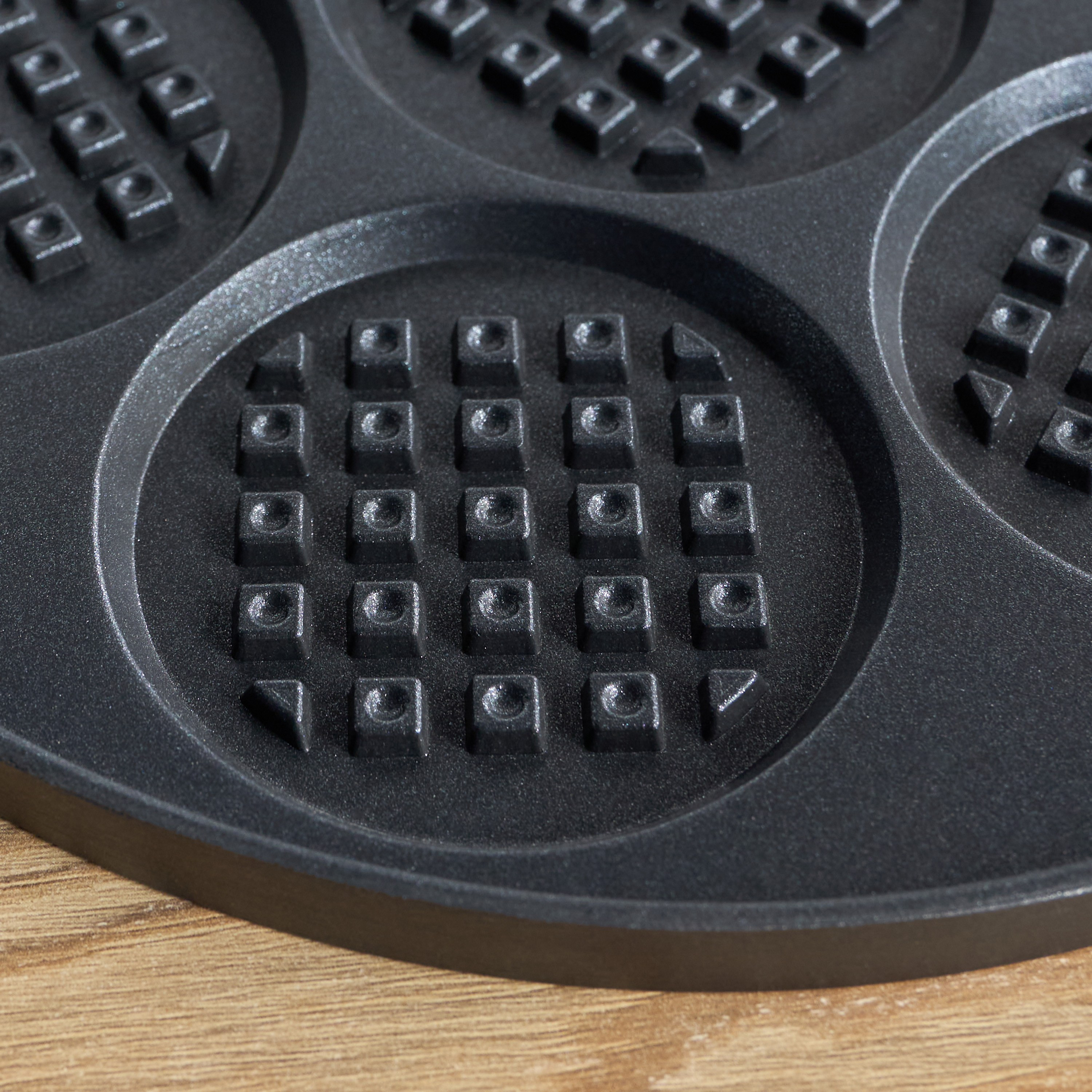 Emblica Aluminium Pancake Pan - 26 cm-household-kitchen-cookware-potsandpans-image-2