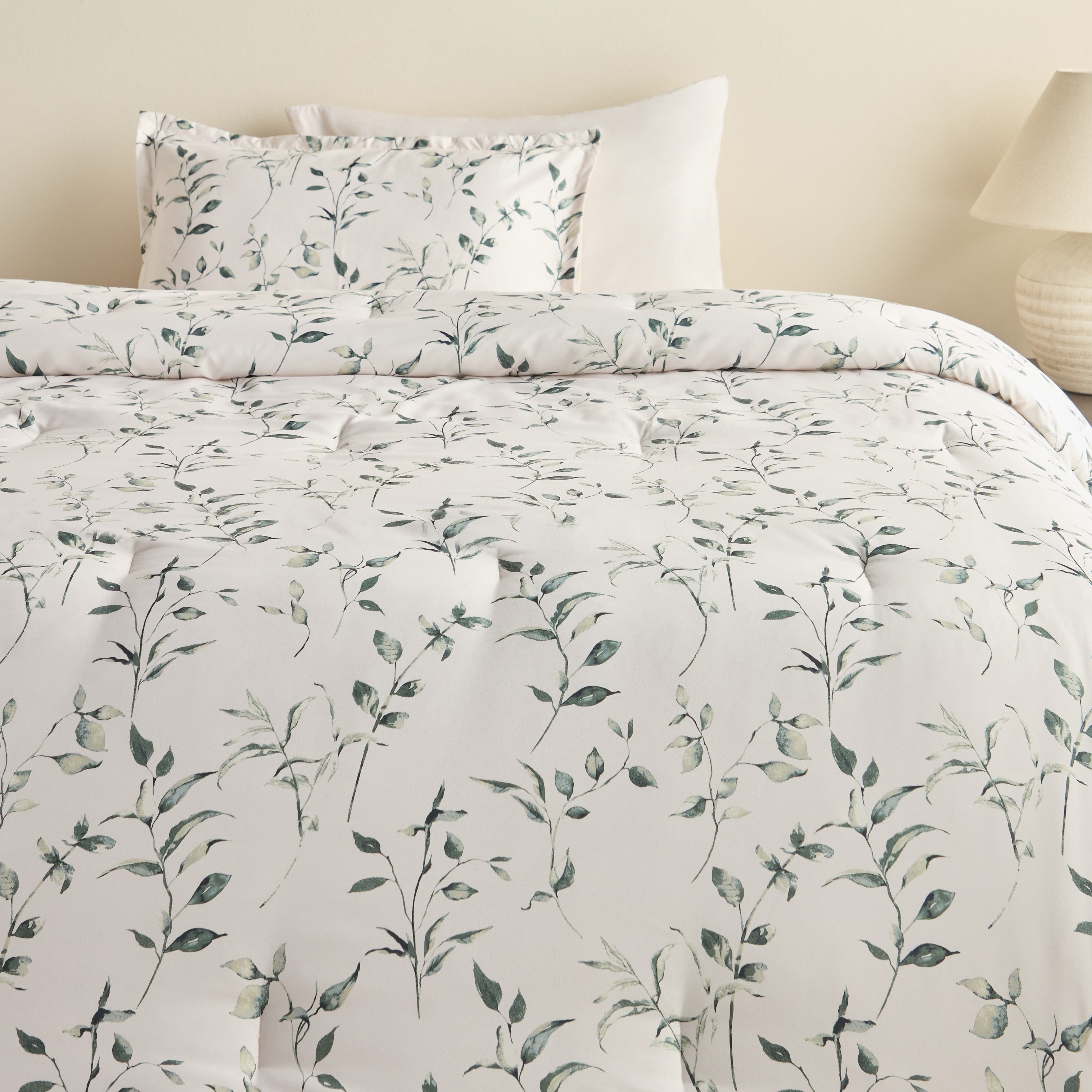 طقم لحاف وشرشف فل كامل بطبعات أوراق 4 قطع - إنارا - 160x240 سم-household-bedding-comfortersandbedspreads-bedinabag-image-2