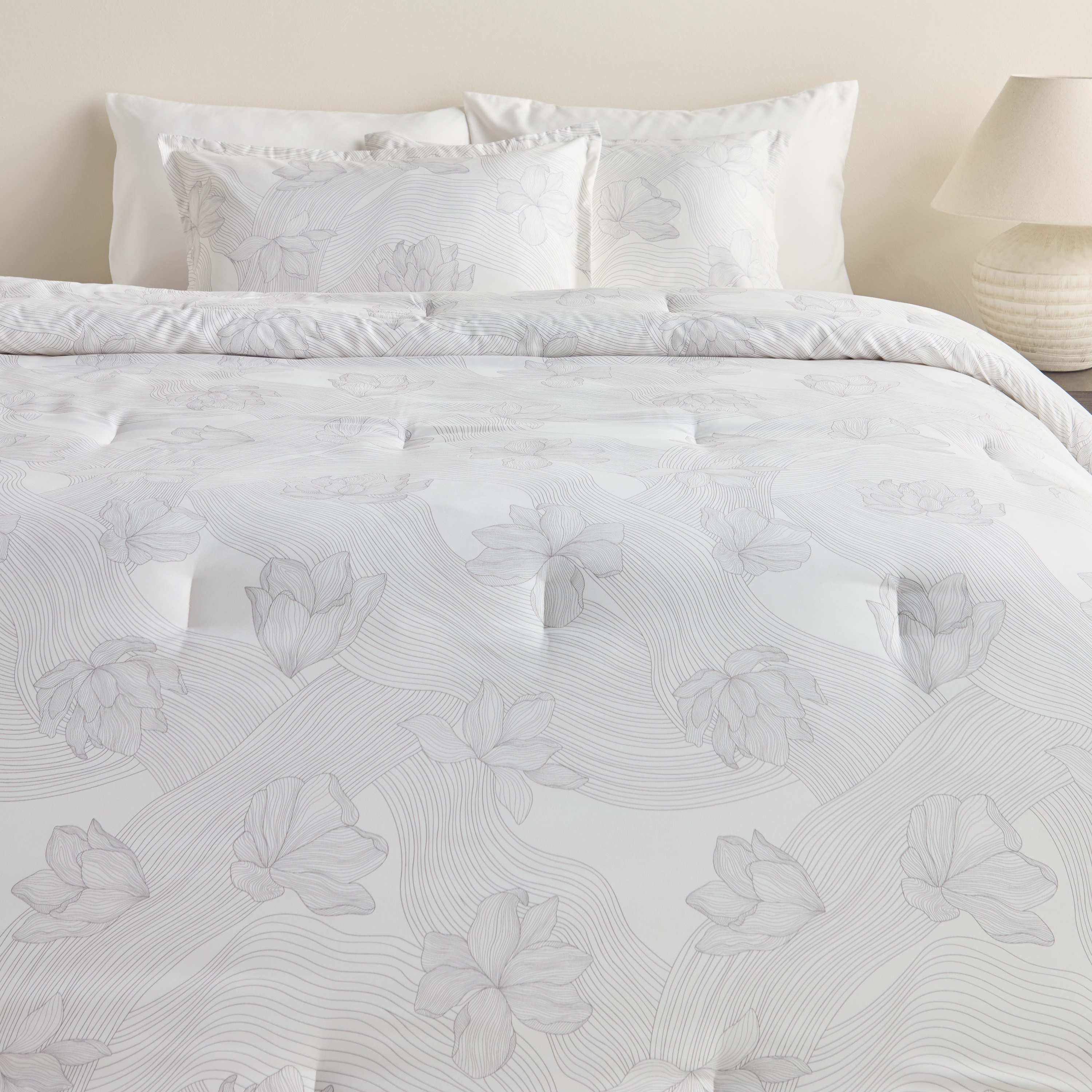 Nyla Floral Printed 6-Piece King Comforter and Sheet Set - 220x240 cm-household-bedding-comfortersandbedspreads-bedinabag-image-2