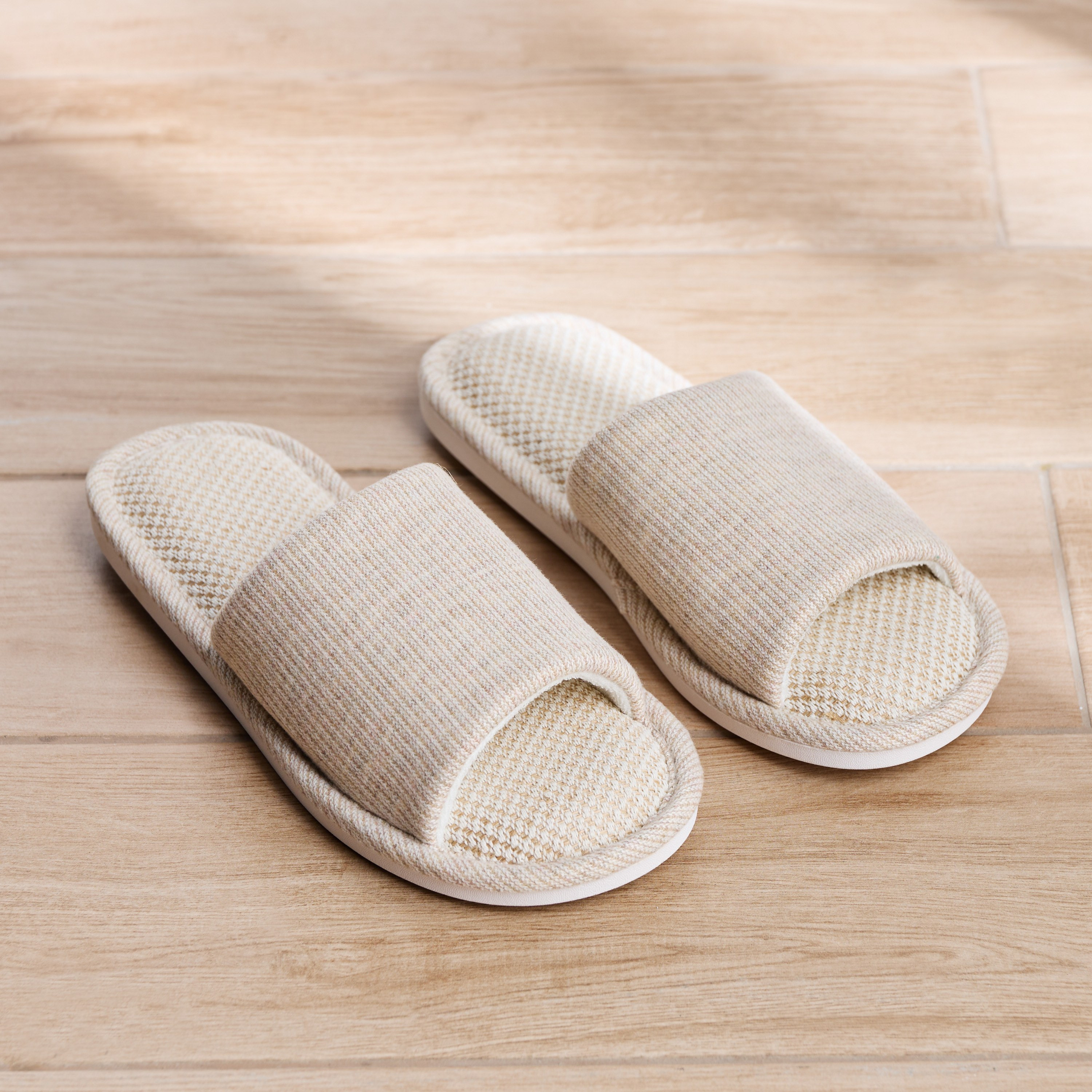 Kinaya Indoor Slippers - Large-Extra Large-household-bathandlaundry-bathlinen-bathrobesandslippers-slippers-image-2