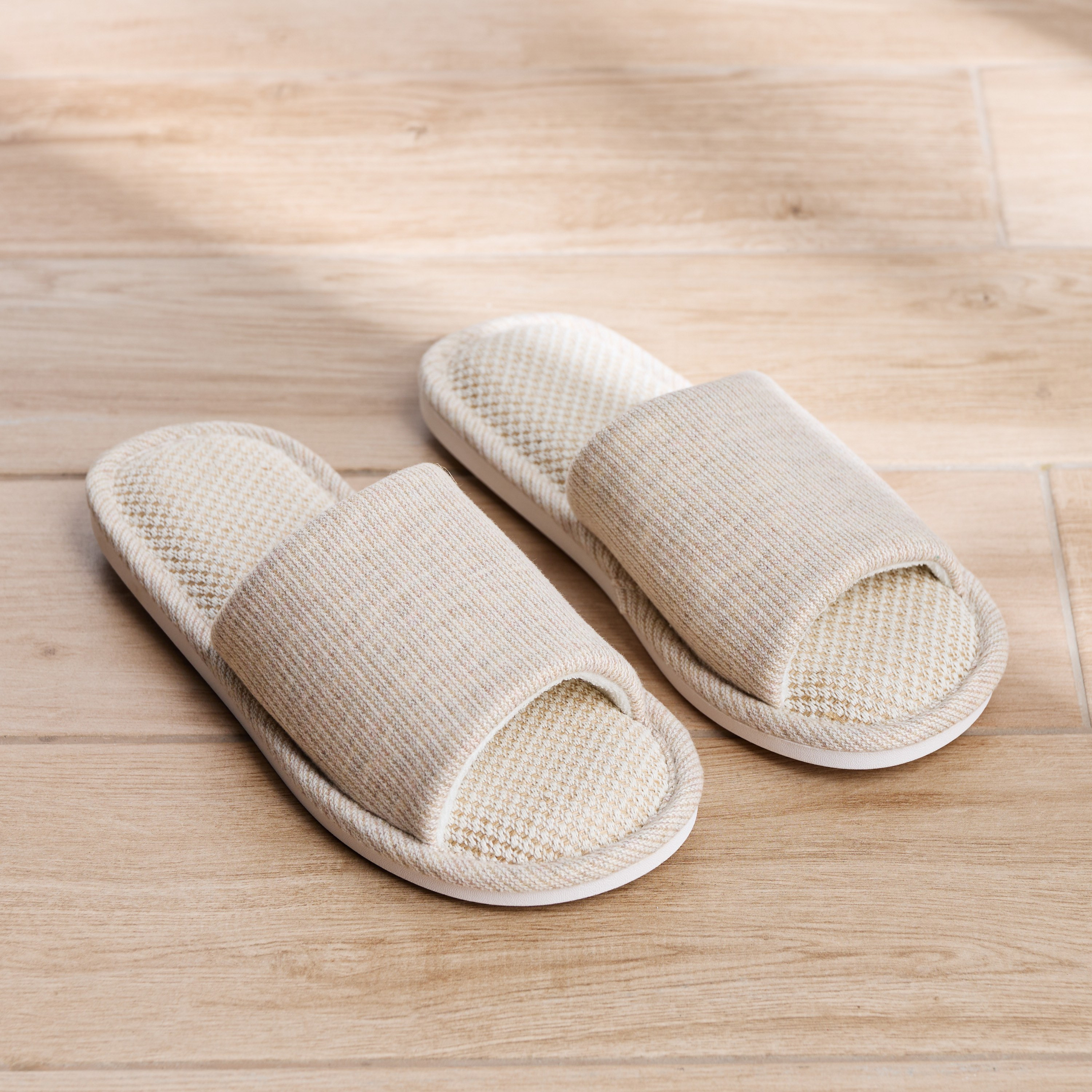 Kinaya Indoor Slippers - Extra Large-XXL-household-bathandlaundry-bathlinen-bathrobesandslippers-slippers-image-2