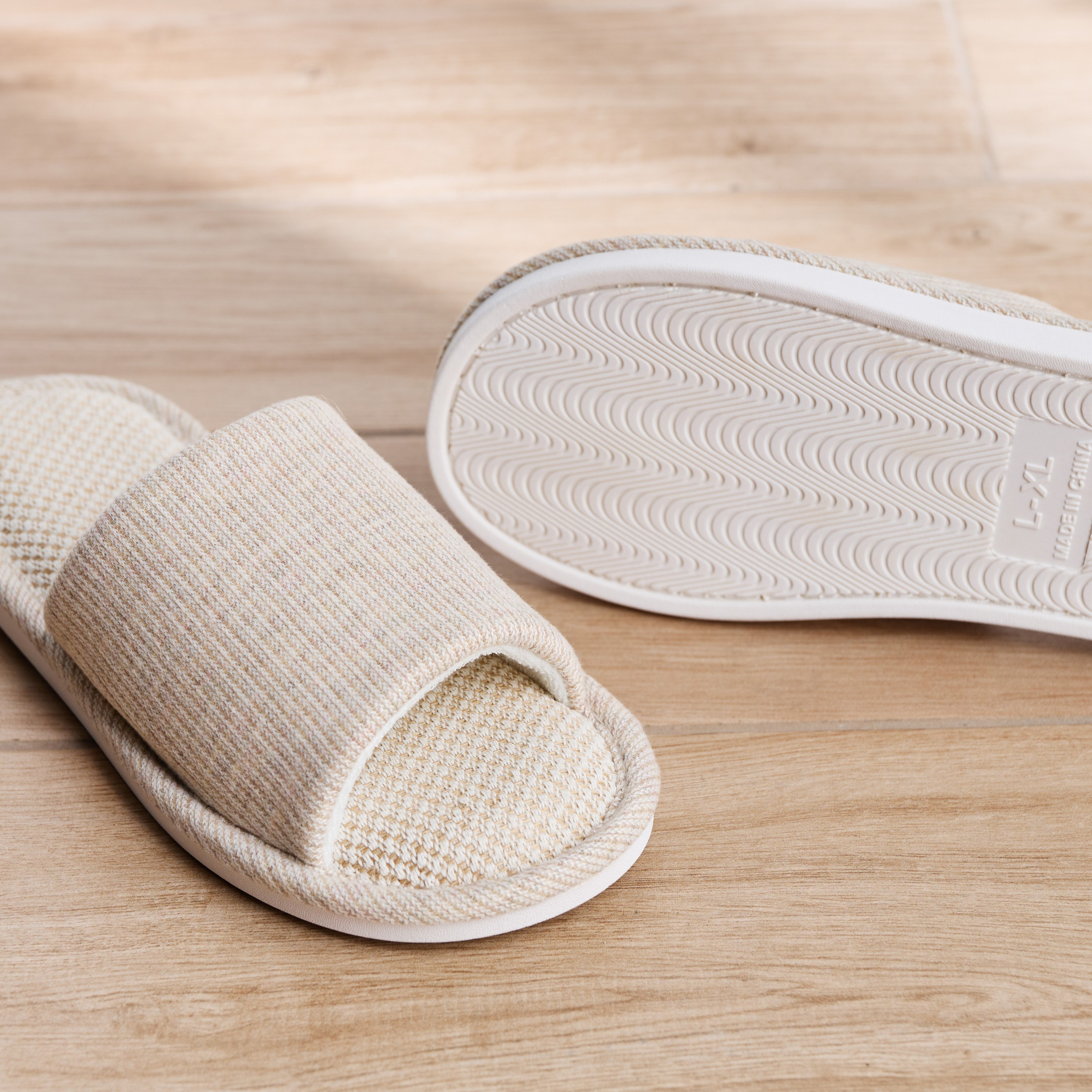 Kinaya Indoor Slippers - Extra Large-XXL-household-bathandlaundry-bathlinen-bathrobesandslippers-slippers-image-3