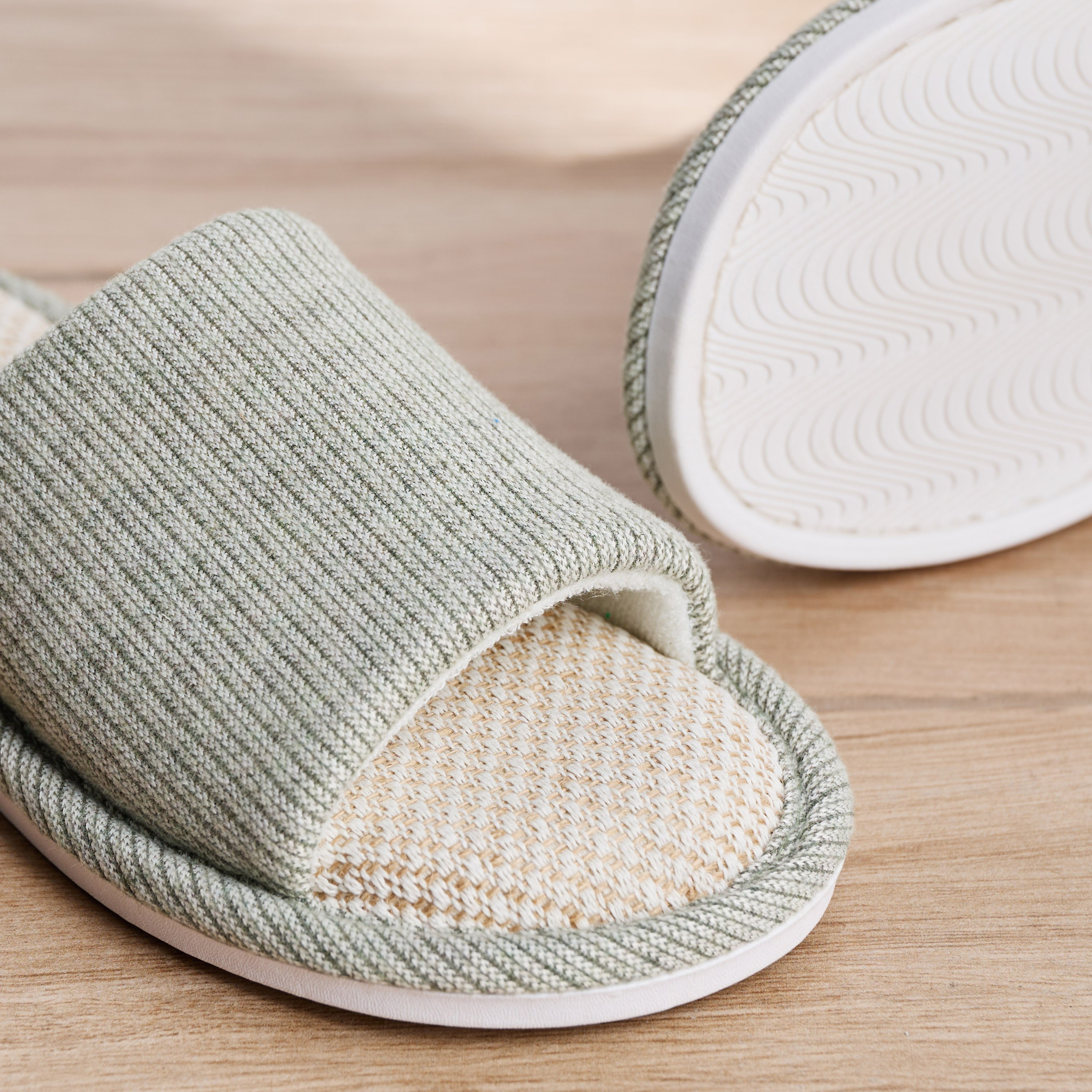 Kinaya Indoor Slippers - Extra Large-XXL-household-bathandlaundry-bathlinen-bathrobesandslippers-slippers-image-3