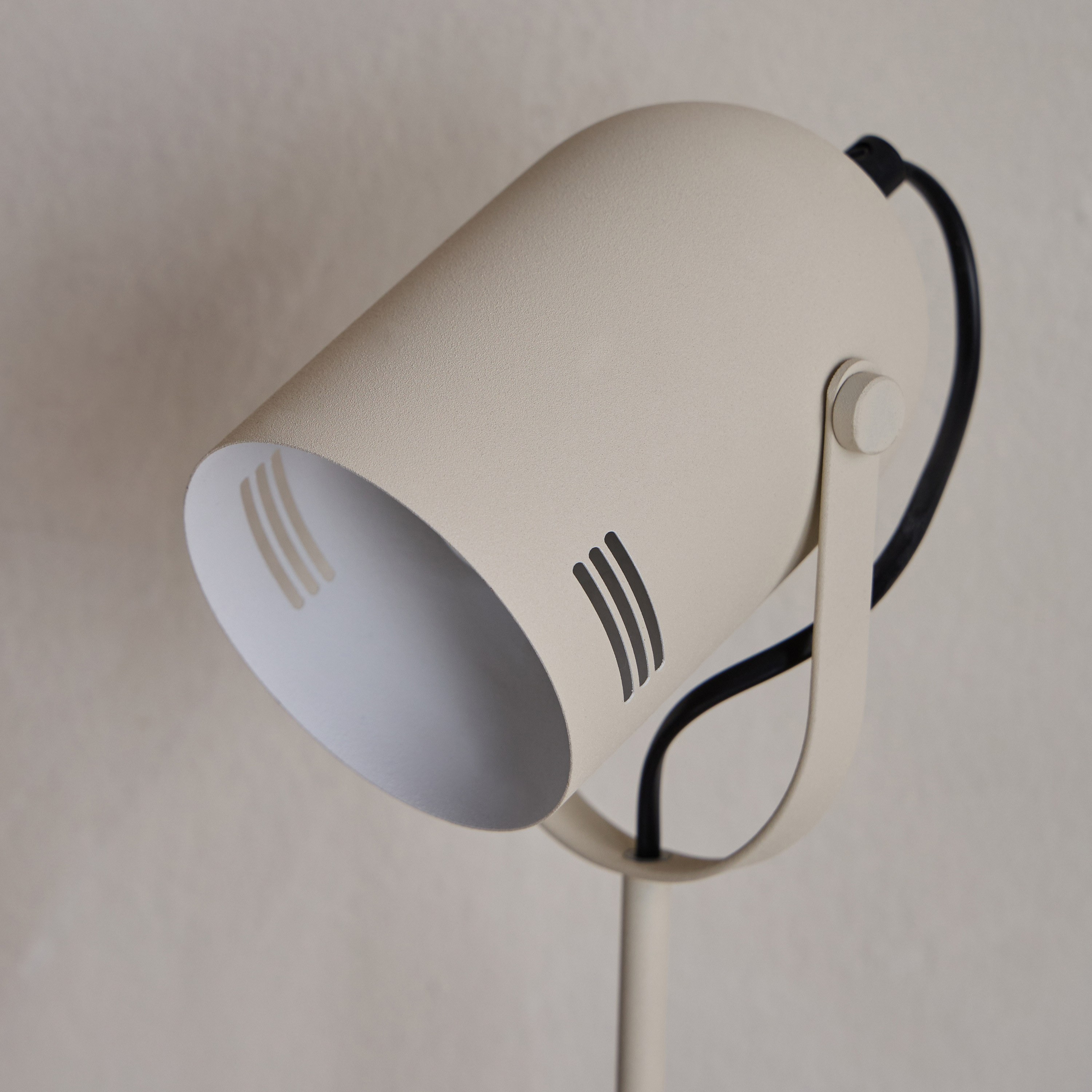 Jana Metal Table Lamp - 40 cm-household-lighting-tableanddesklamps-image-3