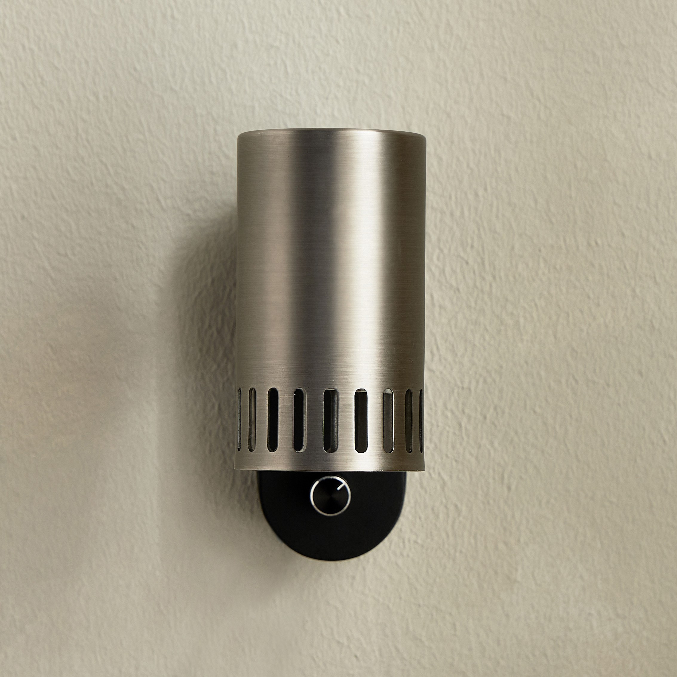 Victor Metal Wall Lamp-household-lighting-walllamps-image-3