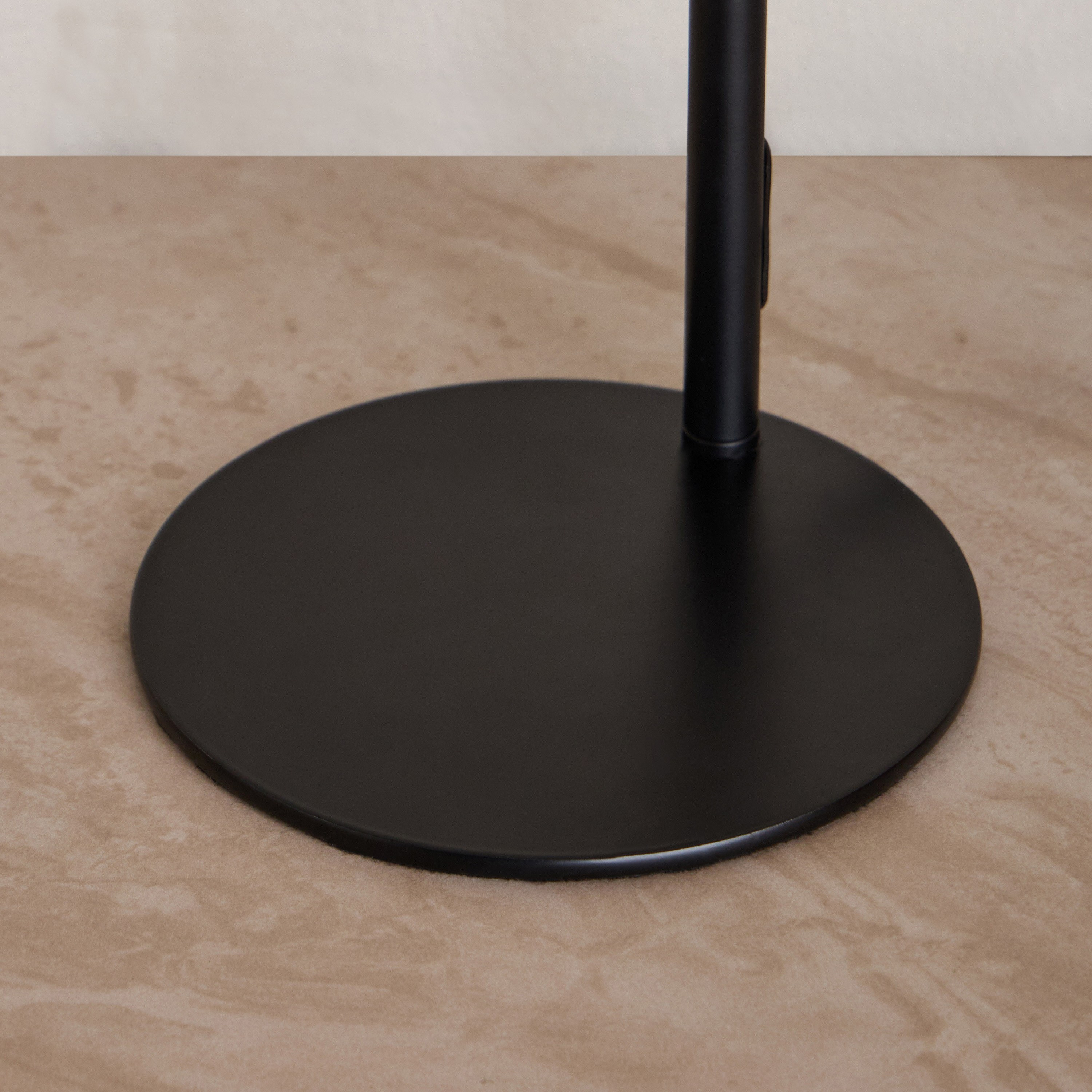 Victor Metal Table Lamp - 52 cm-household-lighting-tableanddesklamps-image-4