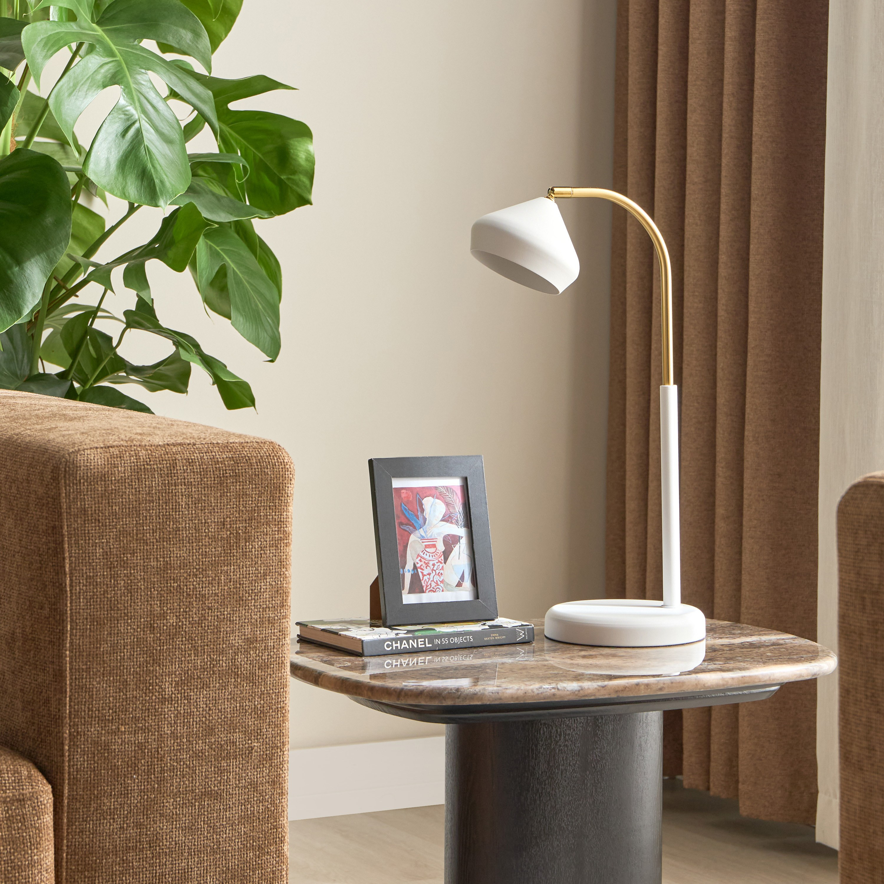 Fabel Metal Table Lamp - 50.5 cm-household-lighting-tableanddesklamps-image-5