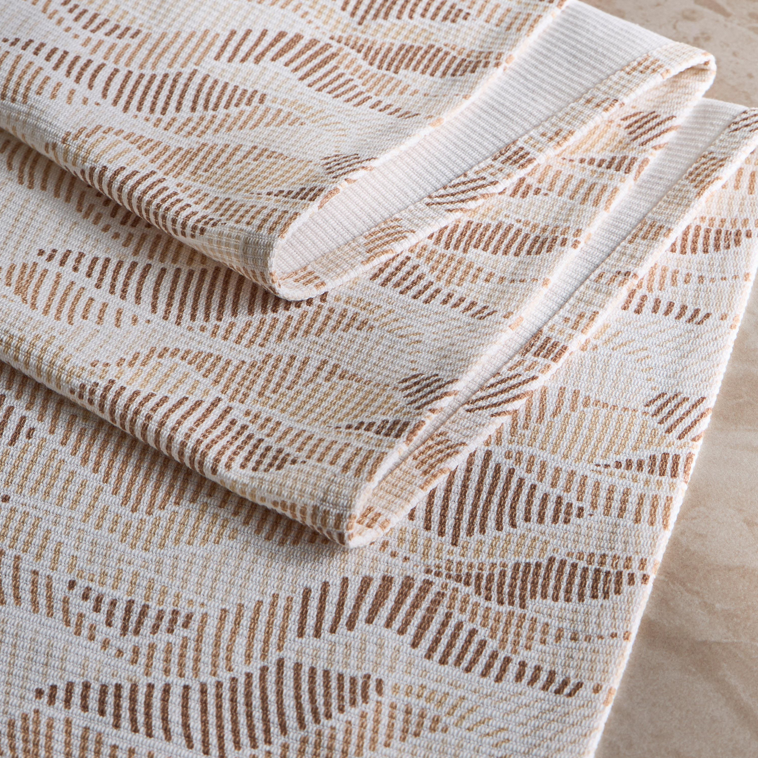 مفرش طاولة - فيرتو - 33x180 سم-household-dining-tablelinen-runnersandtablecovers-image-3