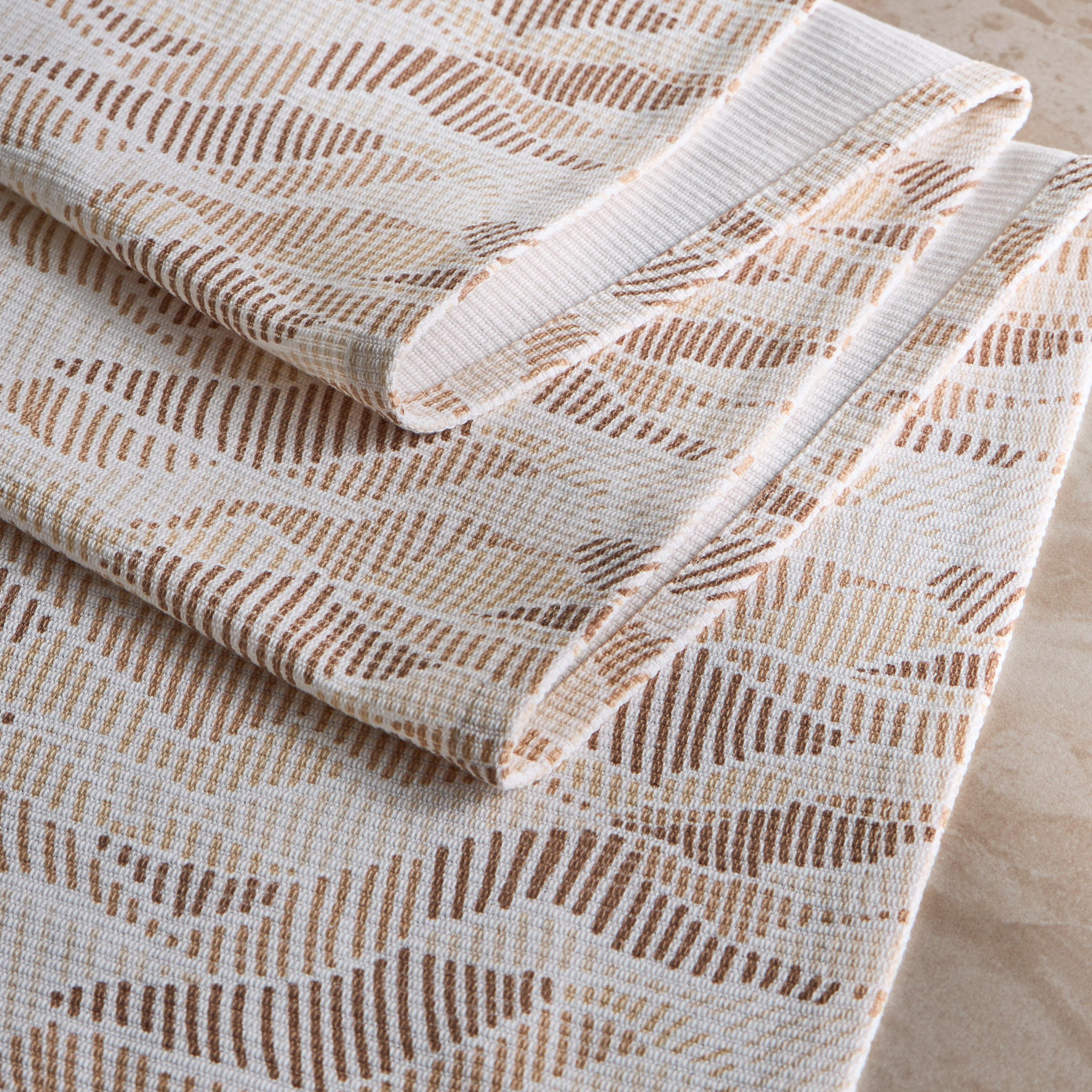 Verto Table Runner - 33x300 cm-household-dining-tablelinen-runnersandtablecovers-image-3
