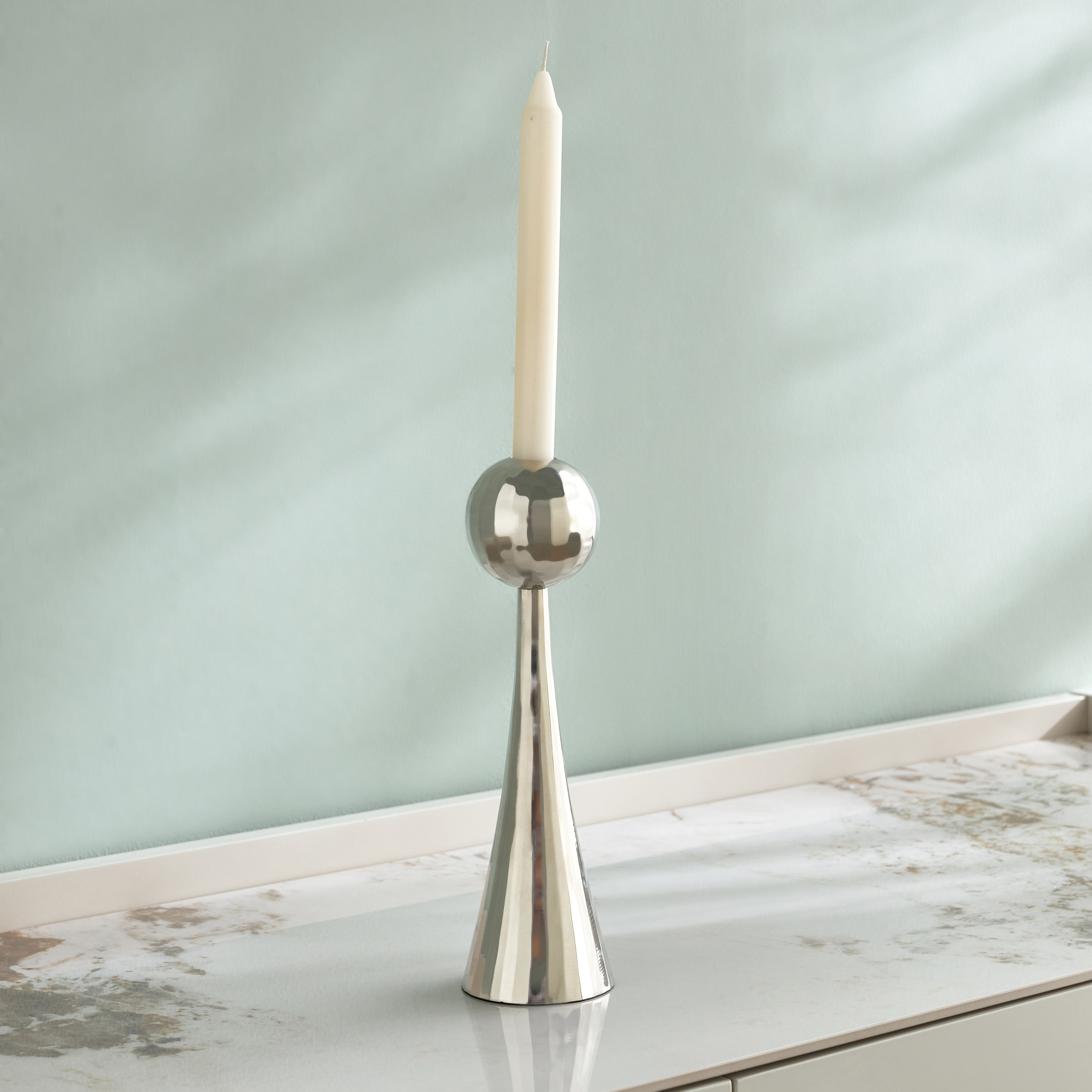 Orientale Iris Metal Taper Candleholder - 21 cm