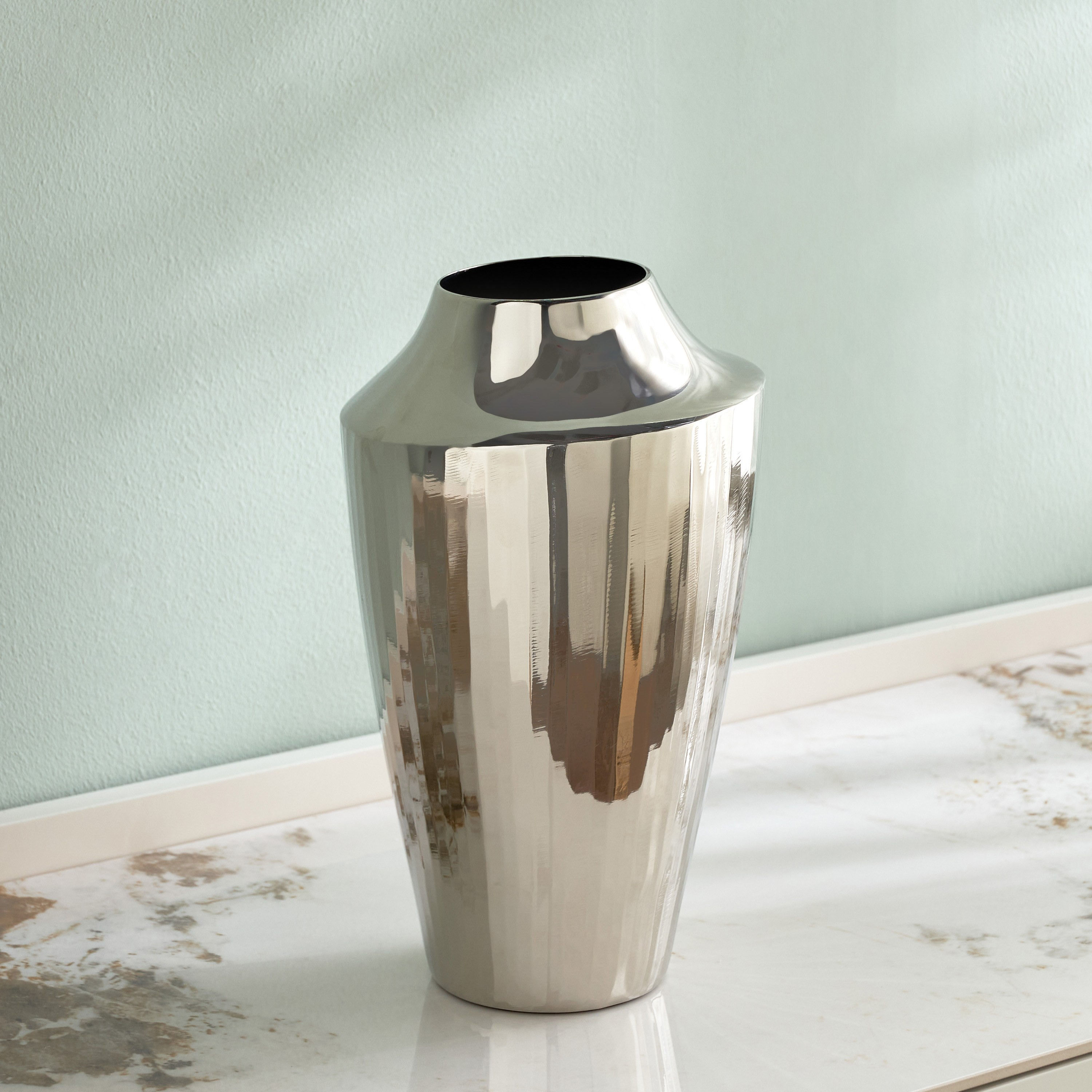 Orientale Diana Metal Vase - 30 cm