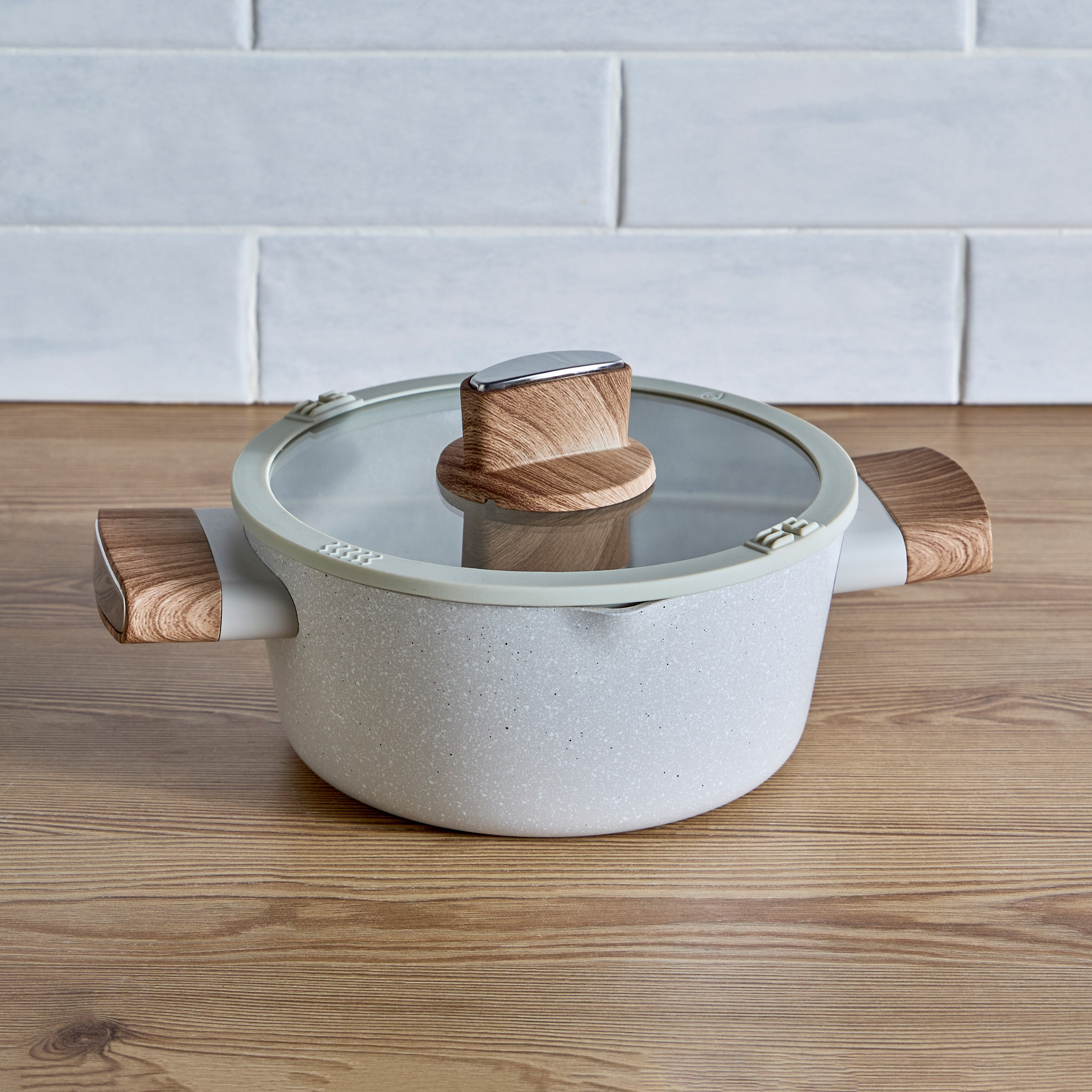 Mahra Aluminum Casserole - 2.3 L