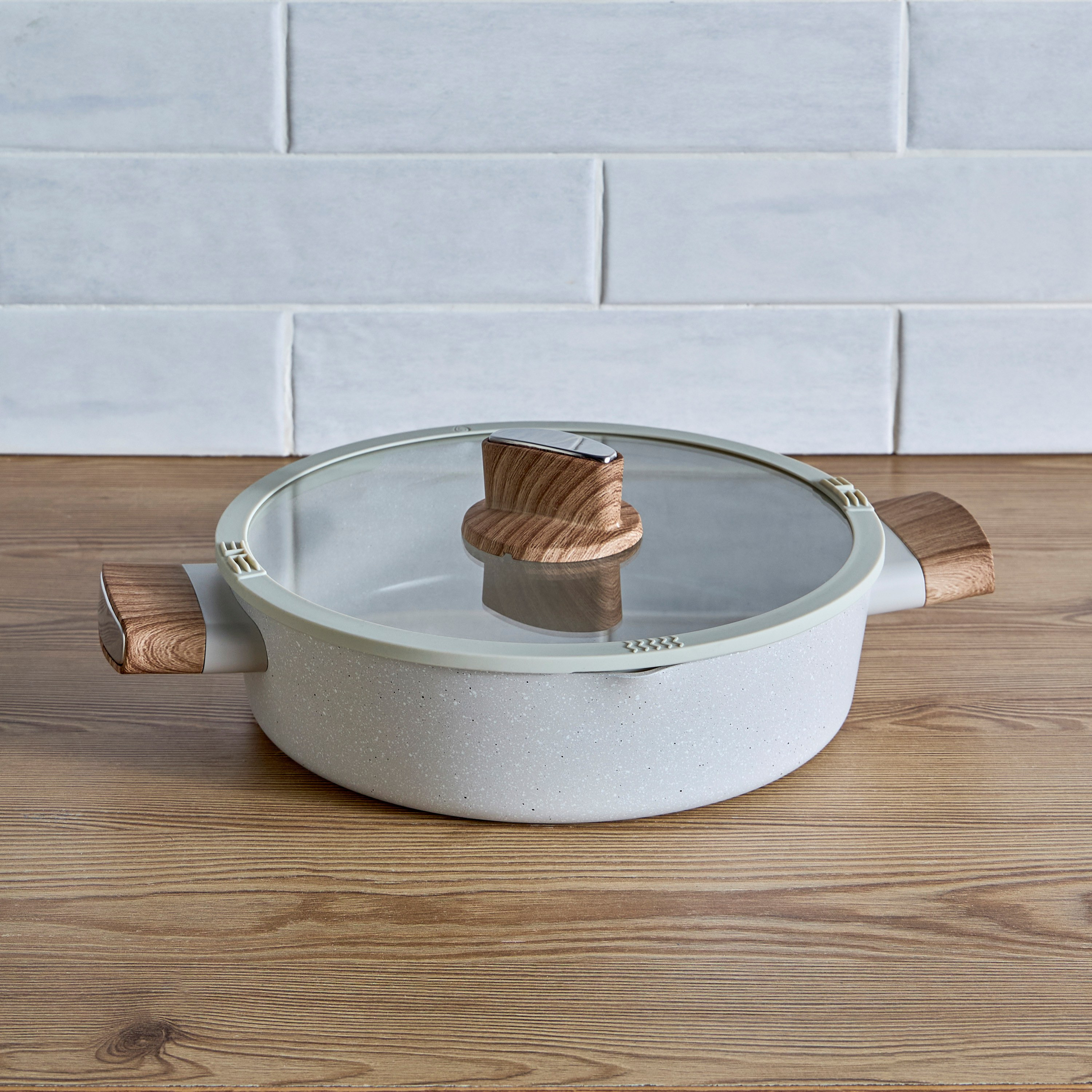 Mahra Aluminum Shallow Pot - 3.1 L