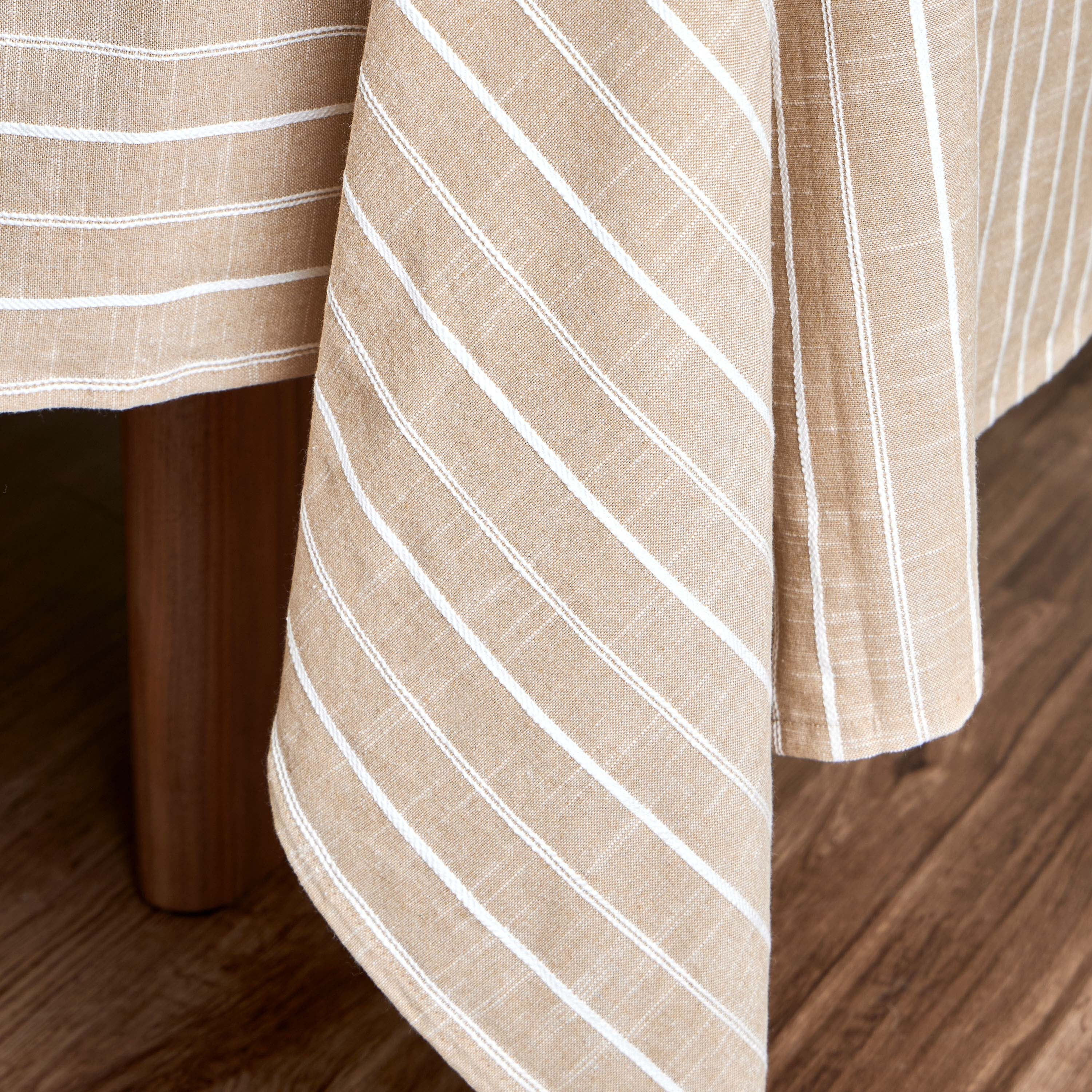 Audrey Table Cover - 180x300 cm-household-dining-tablelinen-runnersandtablecovers-image-3