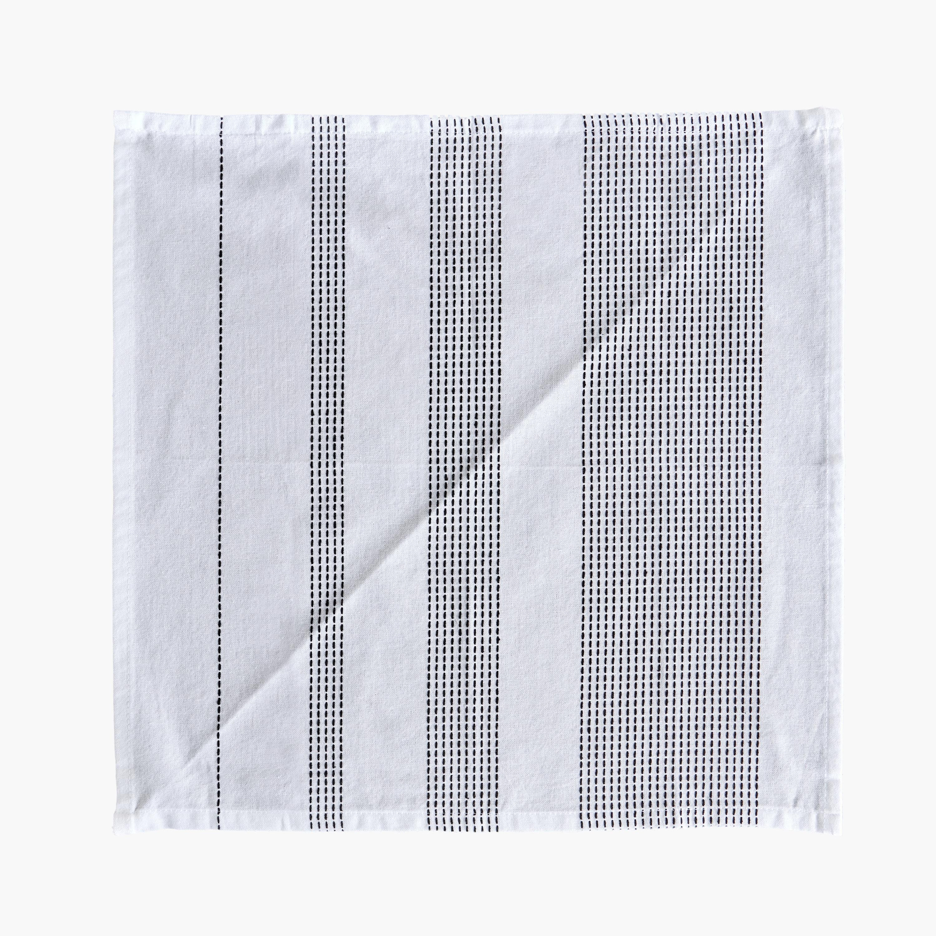 Maria 4-Piece Napkin Set - 45x45 cm-household-dining-tablelinen-napkinsandaccessories-image-4