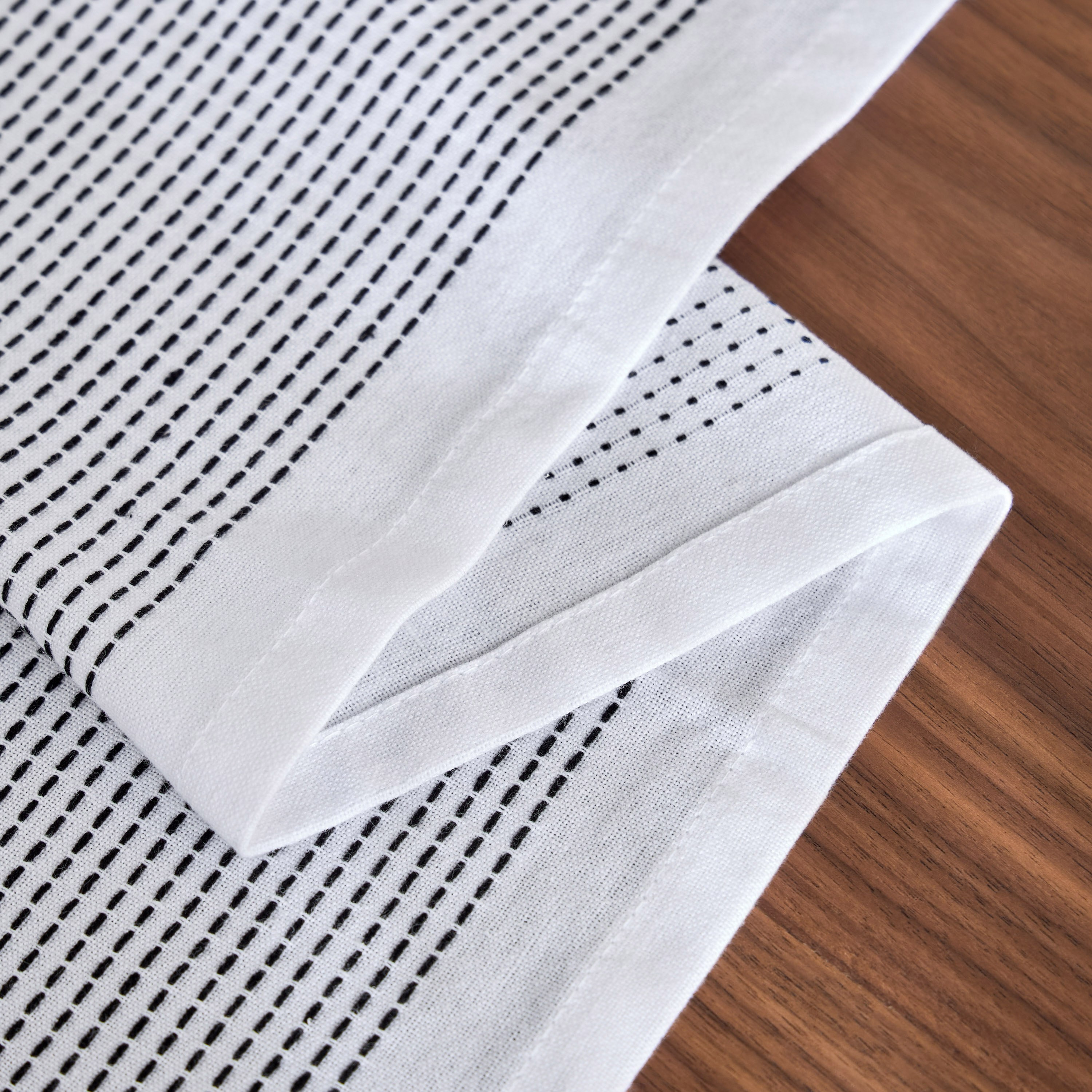 Maria Table Runner - 33x120 cm-household-dining-tablelinen-runnersandtablecovers-image-3