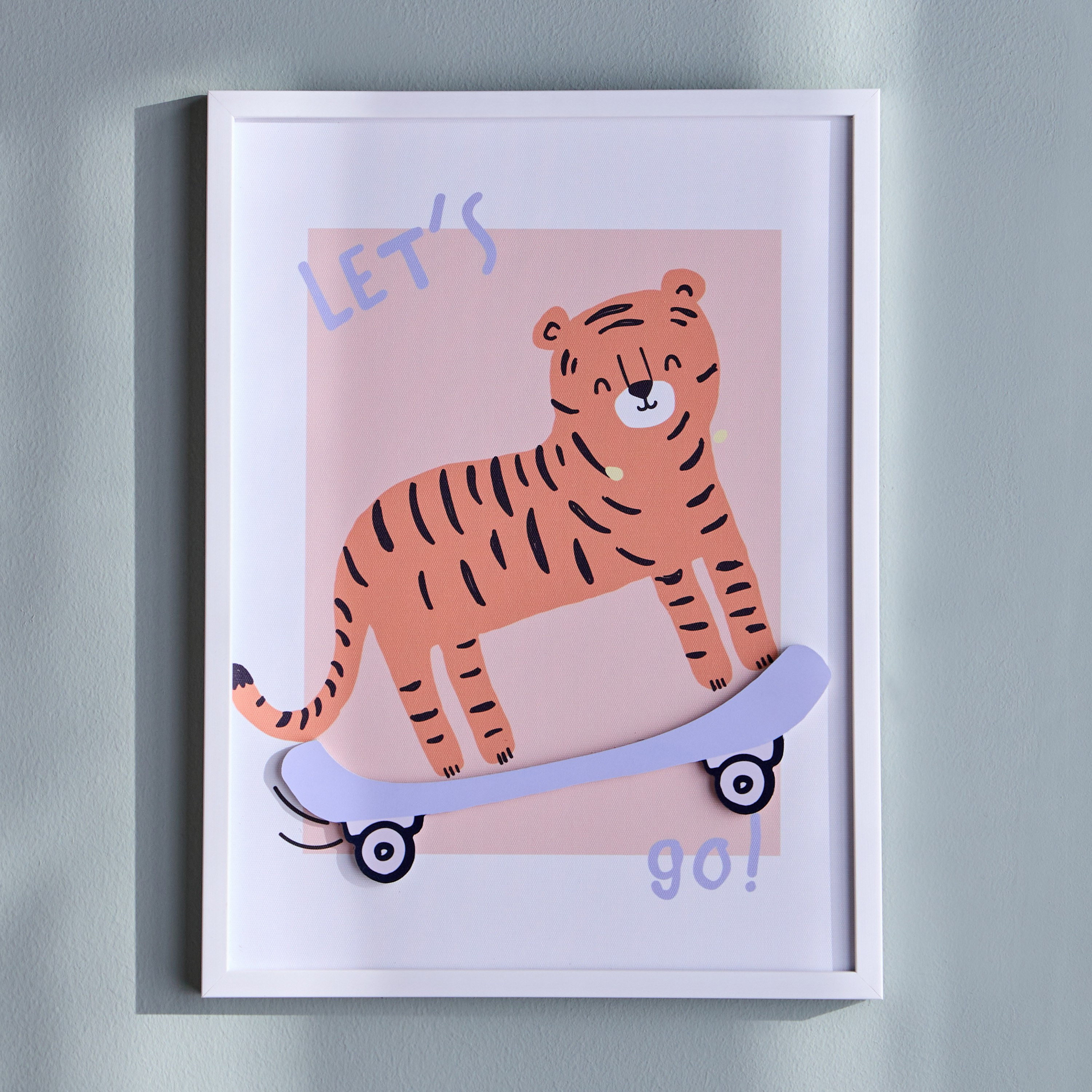 زينة حائط كانفاس مؤطرة ليتس جو نمر بتفاصيل ثلاثية الأبعاد - 30×40 سم-kids-decorandlighting-decor-wallart-image-1