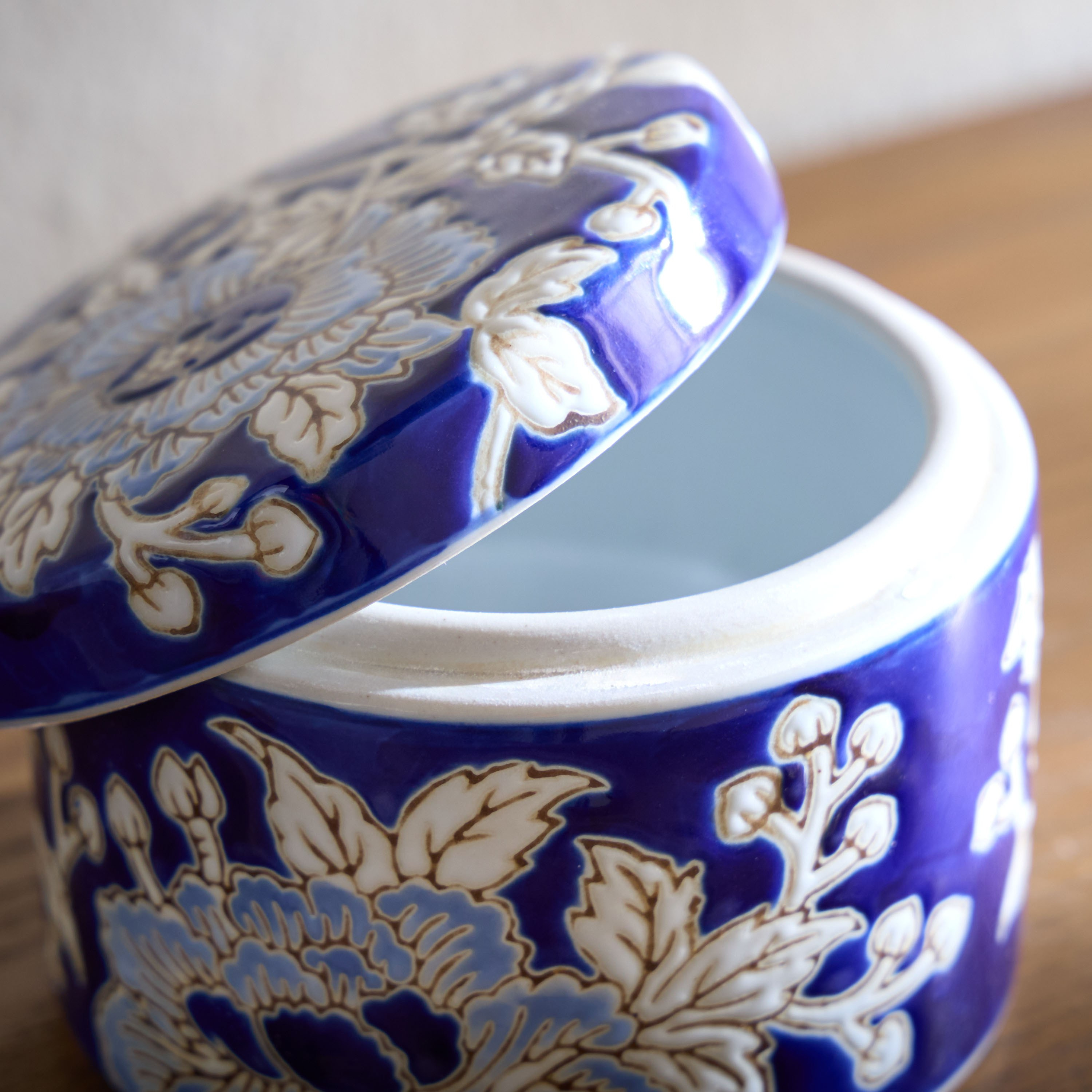 Orientale Sakura Chinoiserie Porcelain Decorative Box-household-decor-boxesandtrays-image-3
