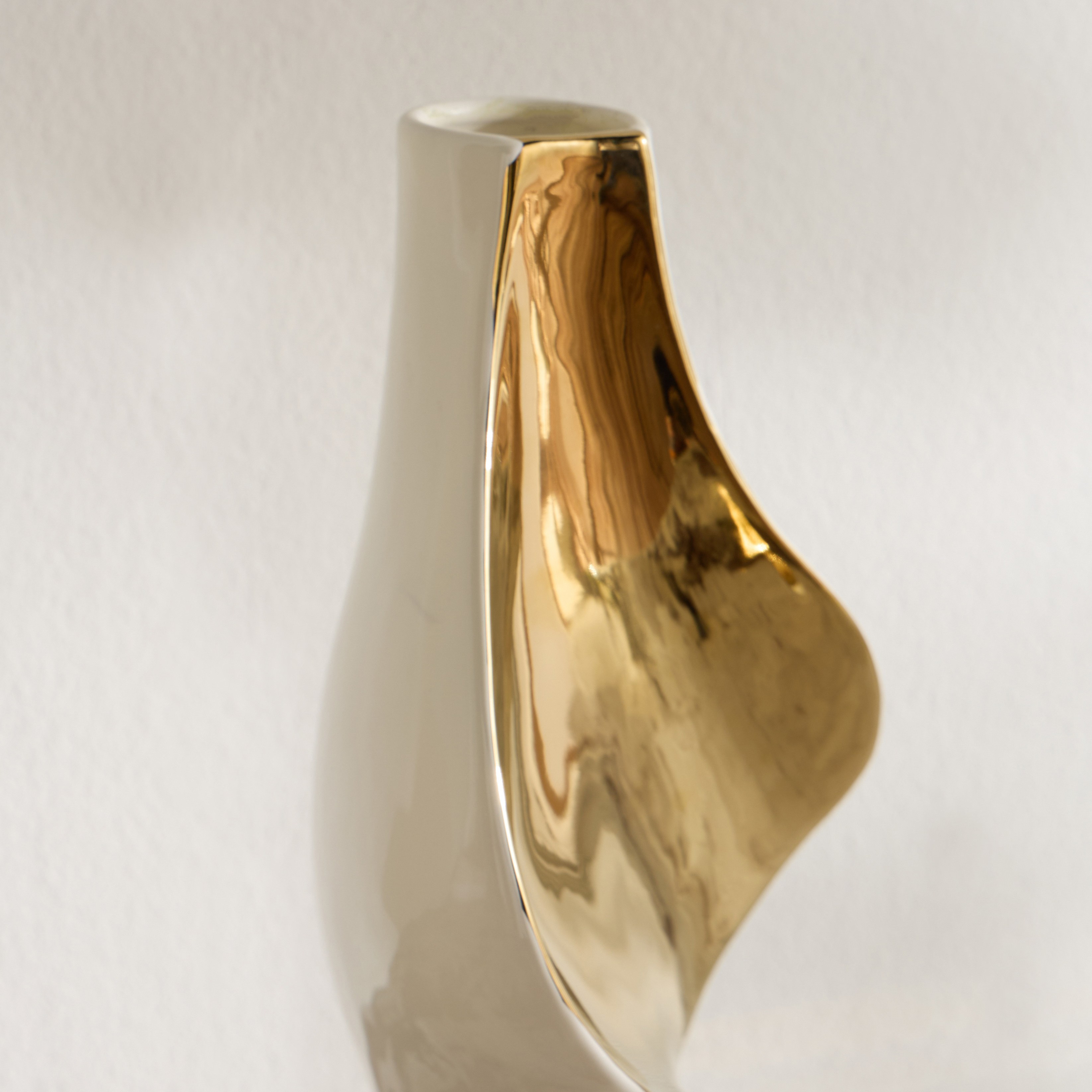 Luxe Huda Ceramic Vase - 34 cm-household-decor-vasesandbowls-image-2