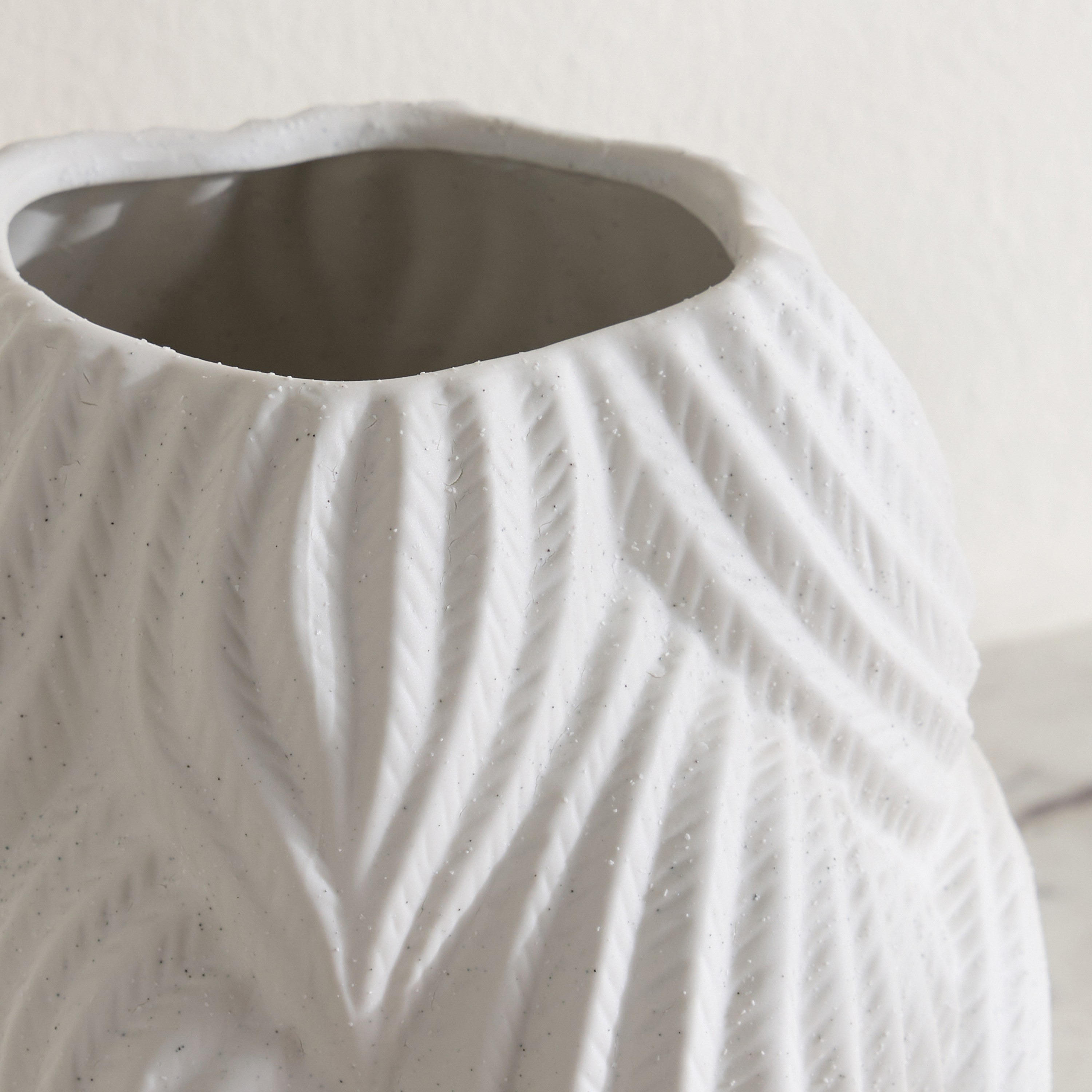 Nomad Raha Ceramic Vase - 24 cm-household-decor-vasesandbowls-image-2