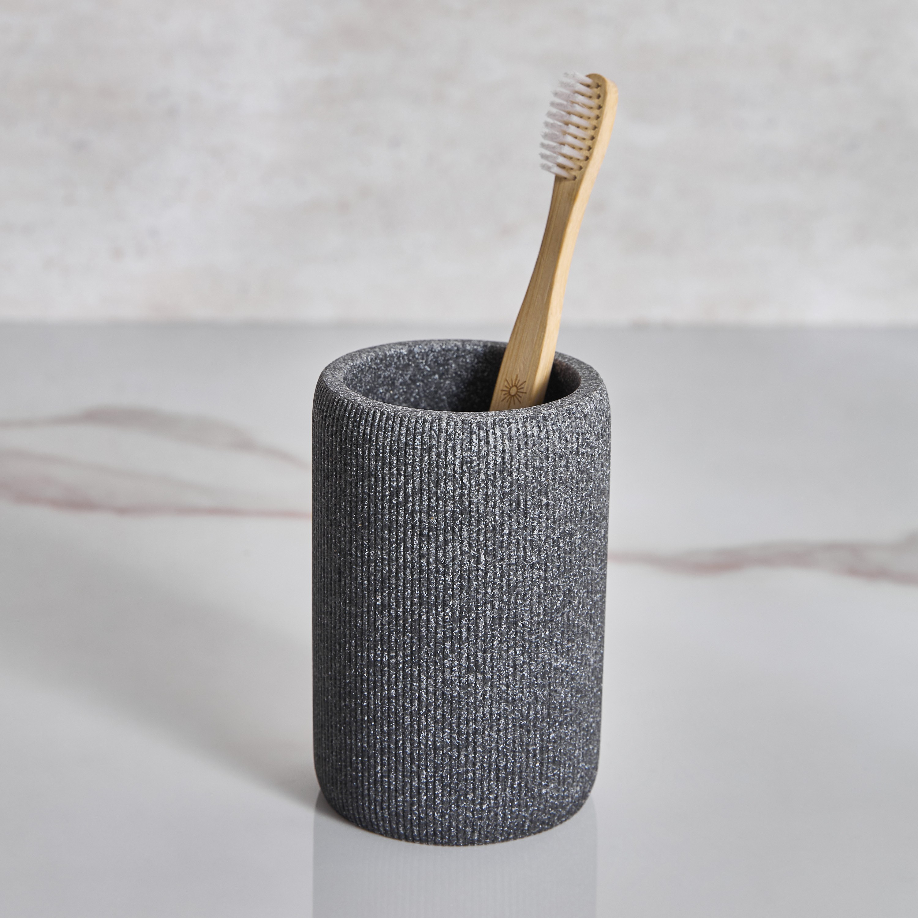 Gourami Tumbler-household-bathandlaundry-bathaccessories-toothbrushholdersandtumblers-image-1