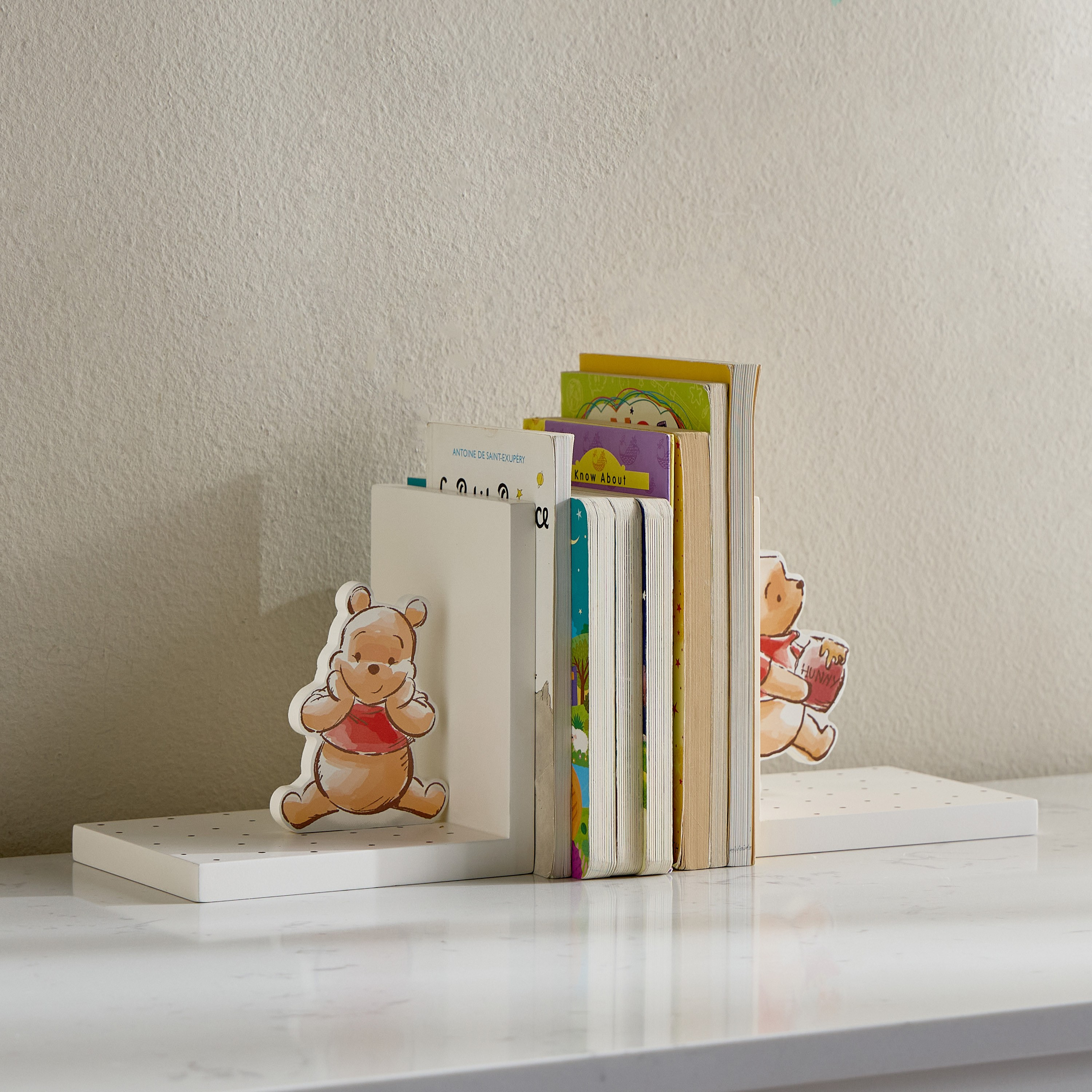 Winnie the Pooh 2-Piece Bookend Set - 15 cm-babyandkids-decorandlighting-decor-decoraccessories-image-1