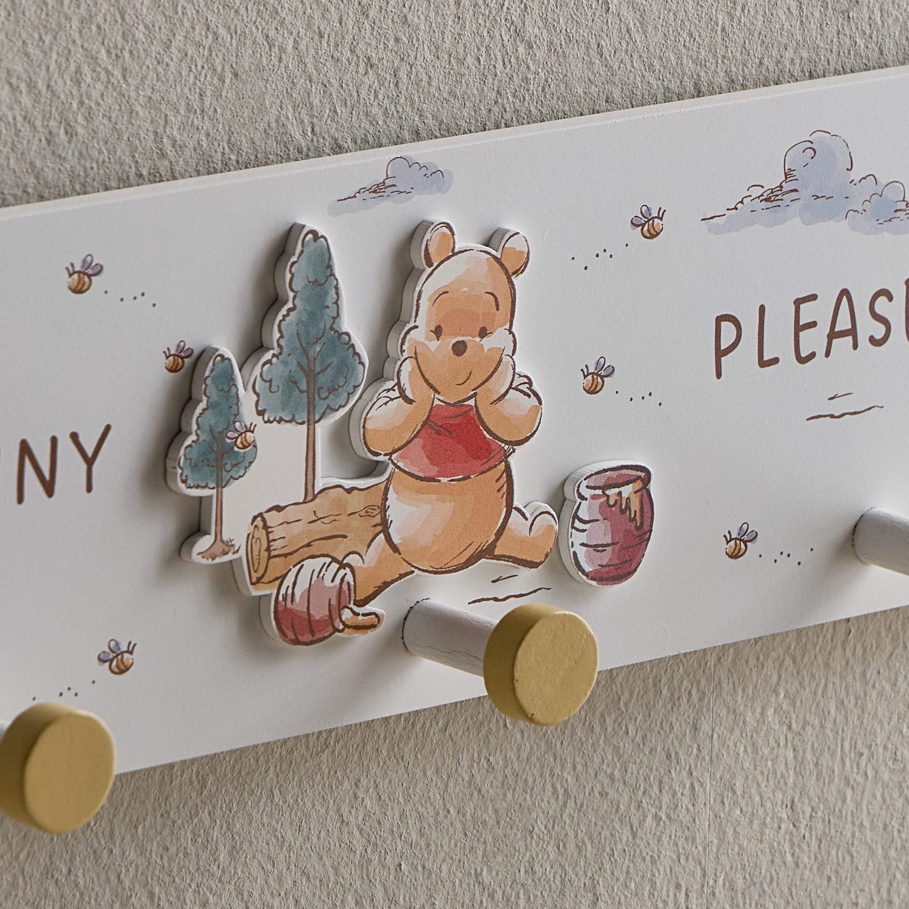Winnie the Pooh Clothes Hanger-babyandkids-decorandlighting-decor-decoraccessories-image-2