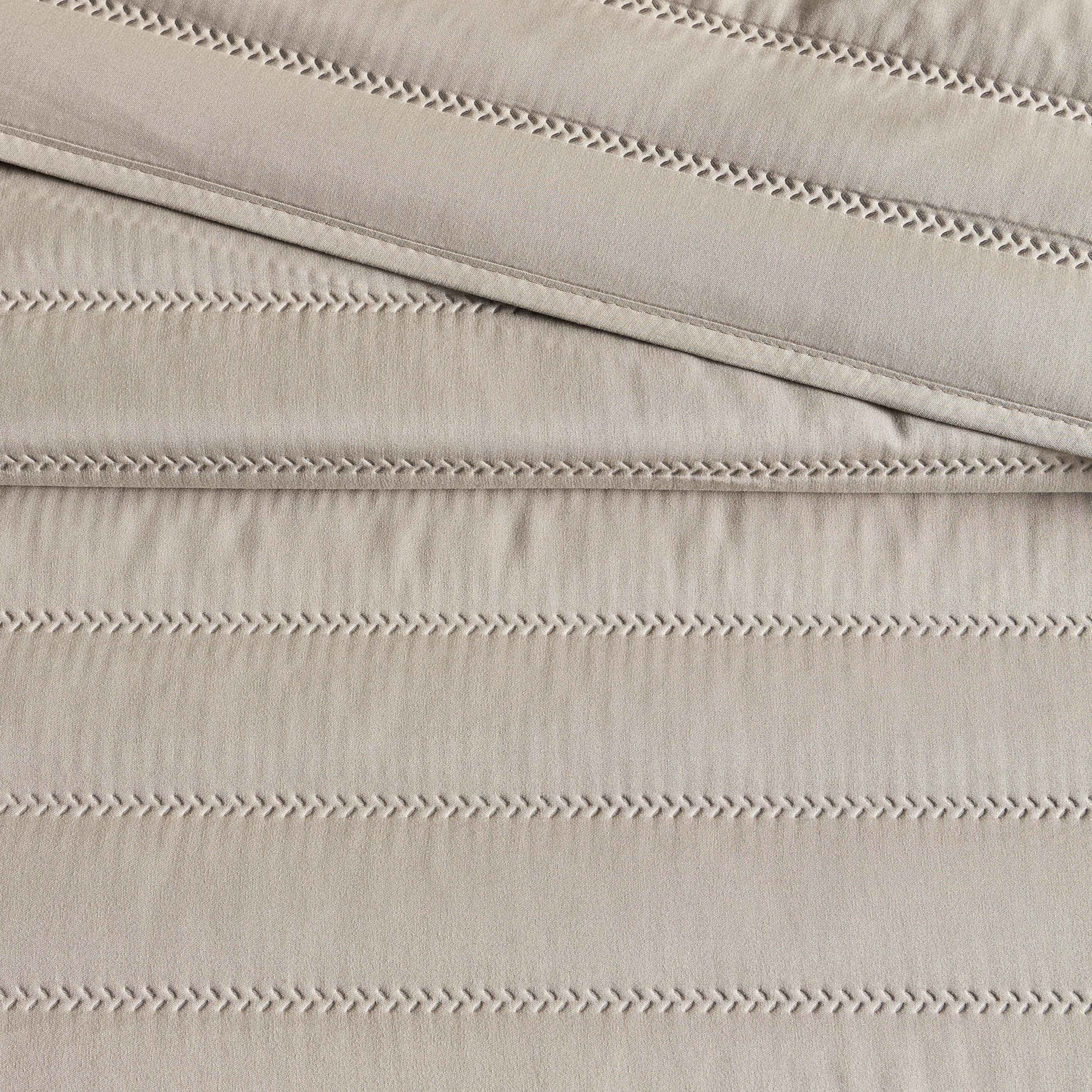 Eva Quilted 2-Piece Full Bedspread Set - 160x240 cm-household-bedding-comfortersandbedspreads-bedspreads-image-4
