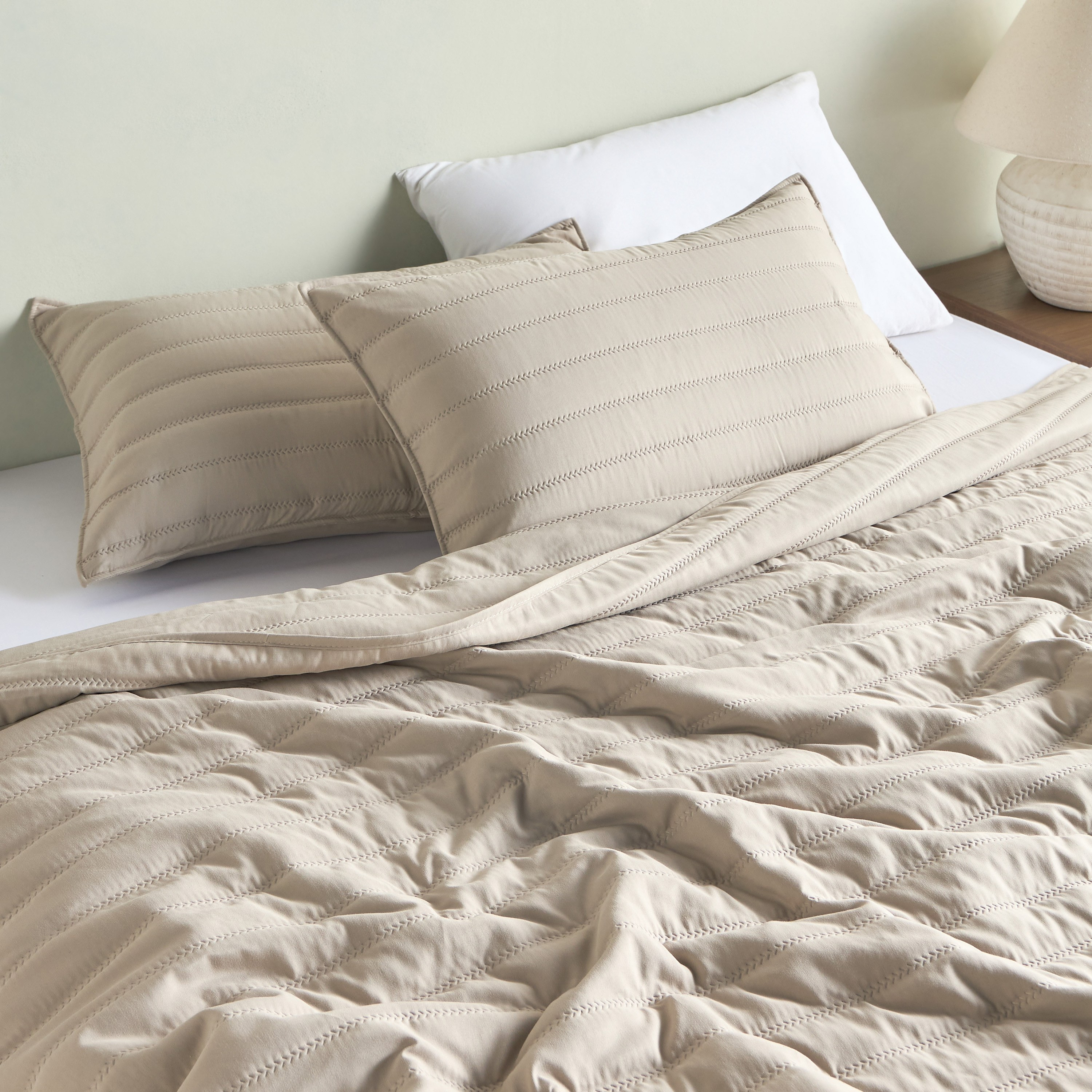 Eva Quilted 2-Piece Full Bedspread Set - 160x240 cm-household-bedding-comfortersandbedspreads-bedspreads-image-5