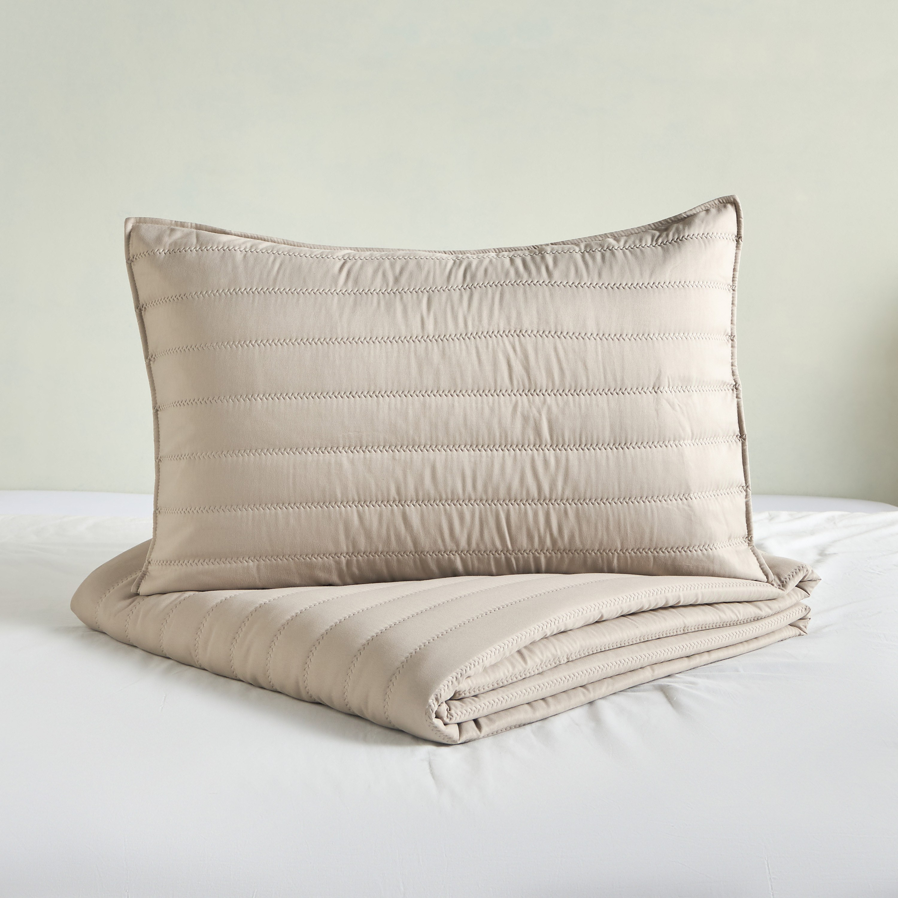 Eva Quilted 3-Piece King Bedspread Set - 240x260 cm-household-bedding-comfortersandbedspreads-bedspreads-image-6
