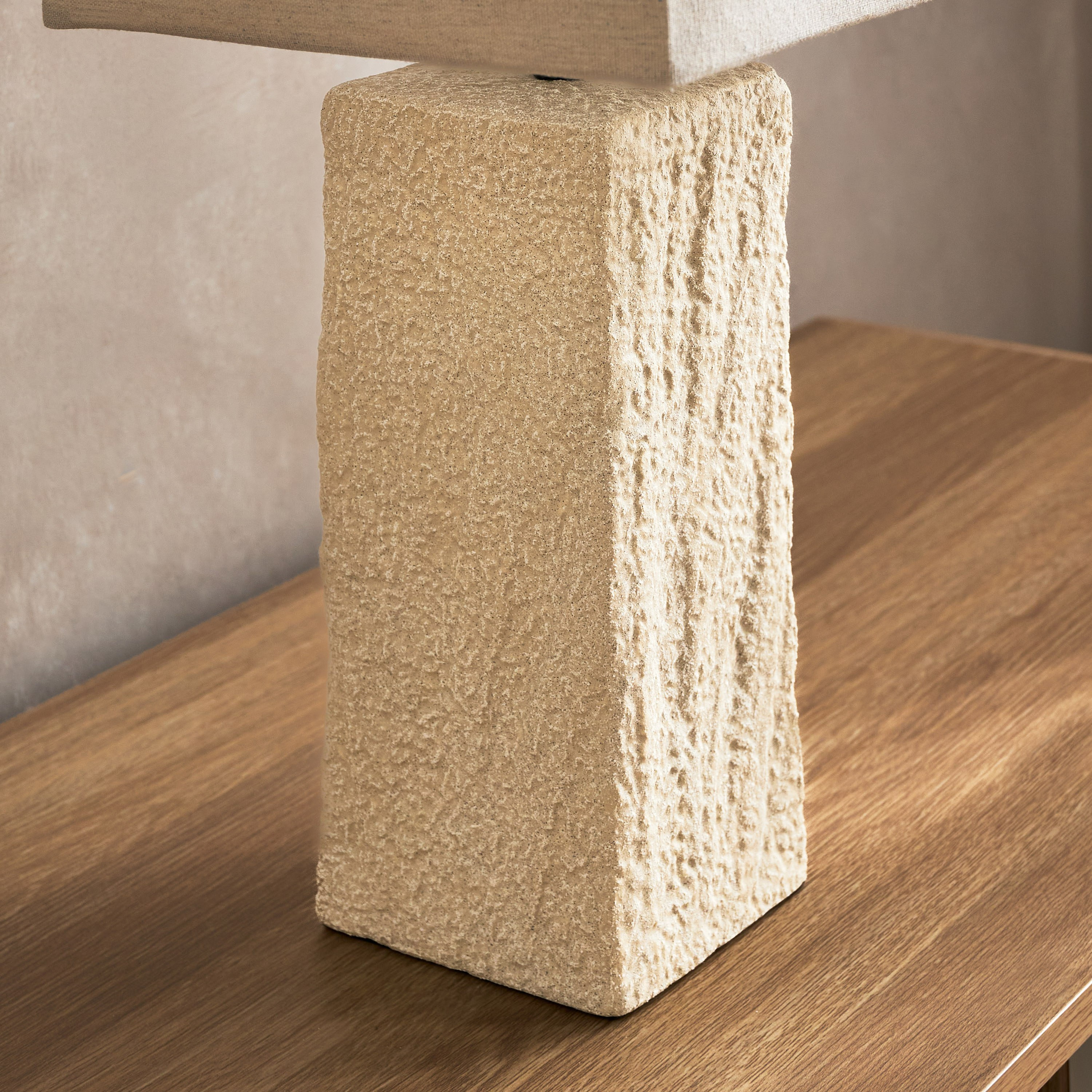 Marengo Ceramic Table Lamp - 59 cm-household-lighting-tableanddesklamps-image-4