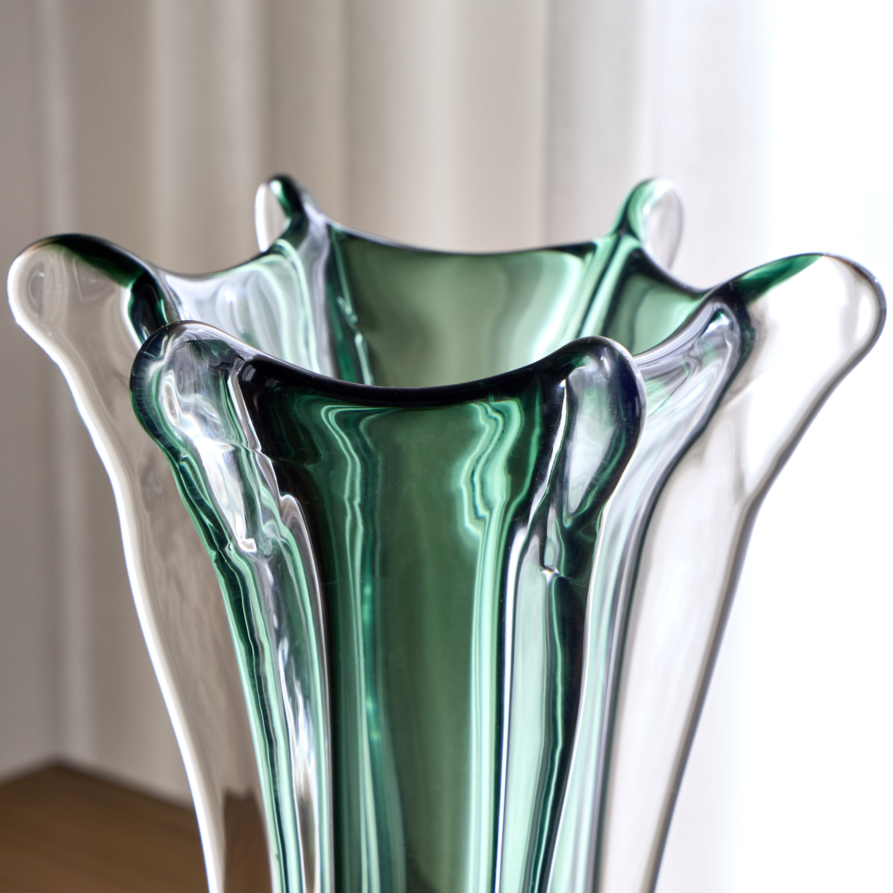 Loft Nouf Serra Glass Vase - 36 cm-household-decor-vasesandbowls-image-2