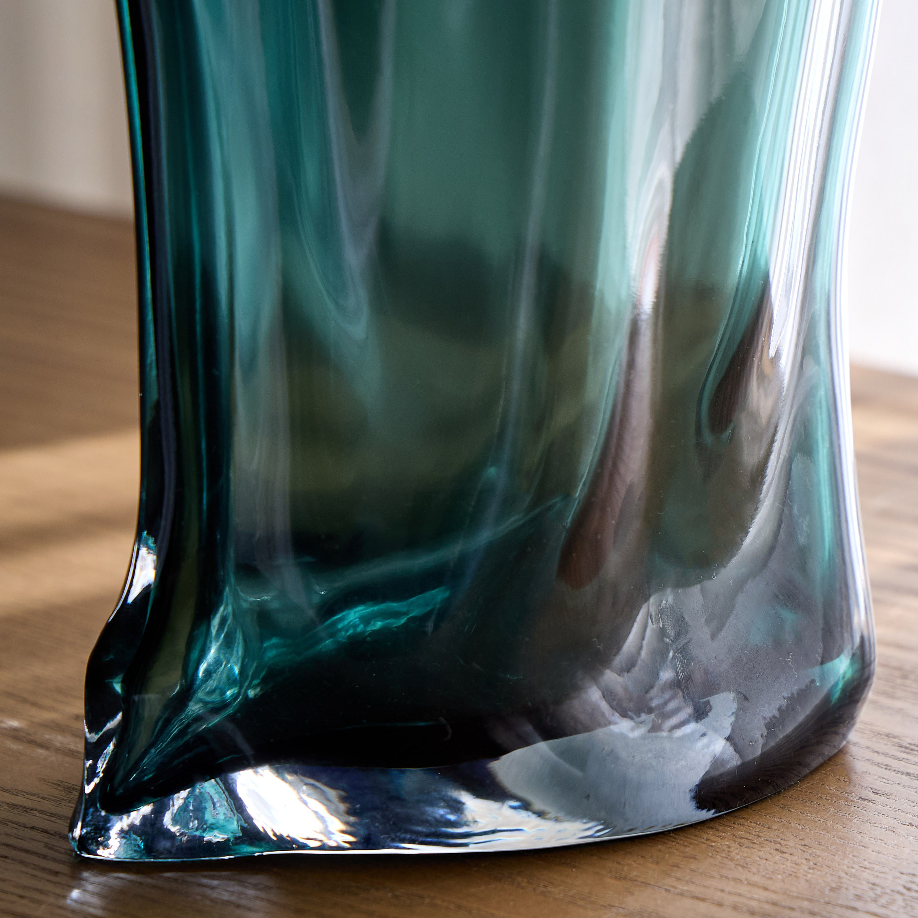مزهرية زجاجية - لوفت نوف سيرا - 23 سم-household-decor-vasesandbowls-image-3