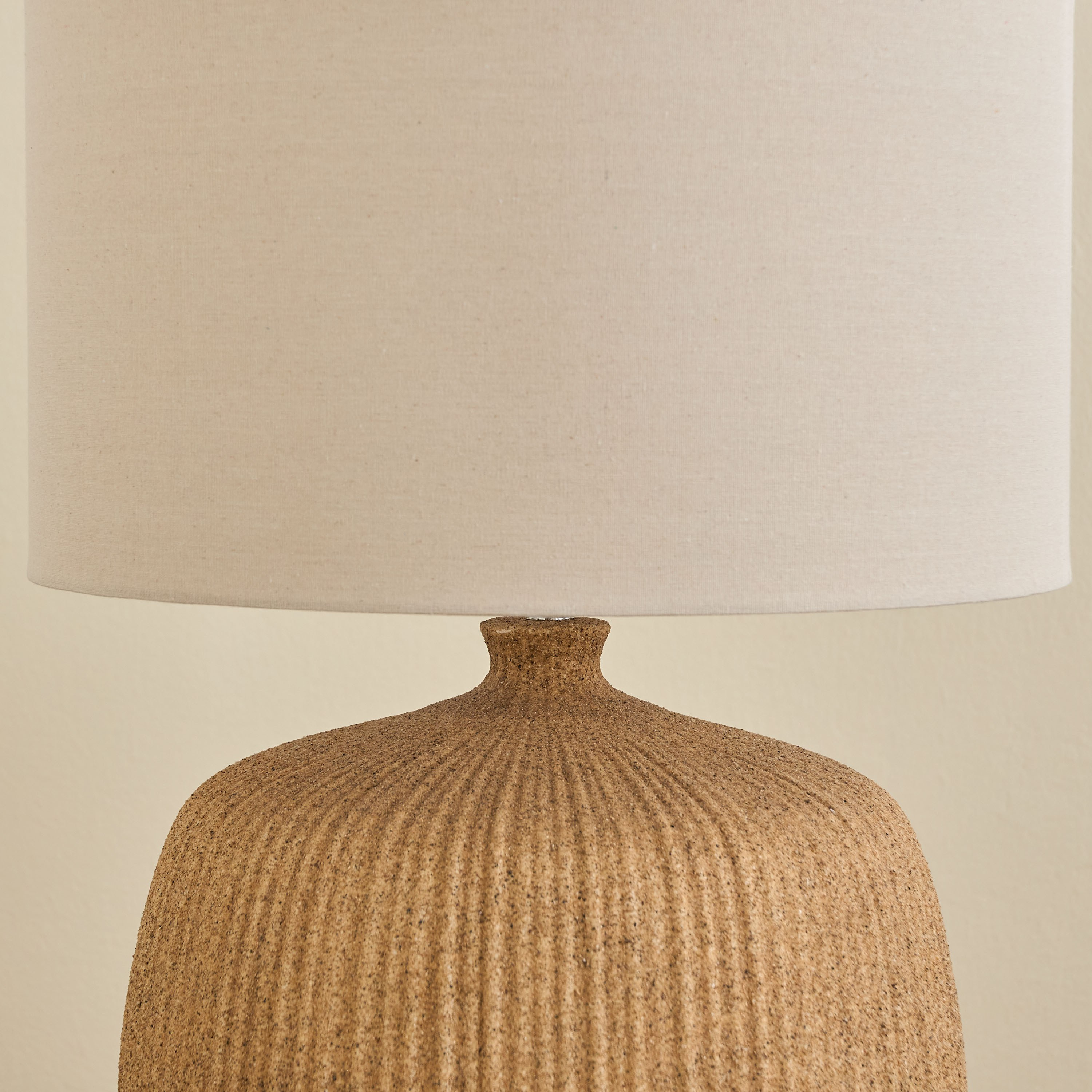 Mona Ceramic Table Lamp - 66 cm-household-lighting-tableanddesklamps-image-3
