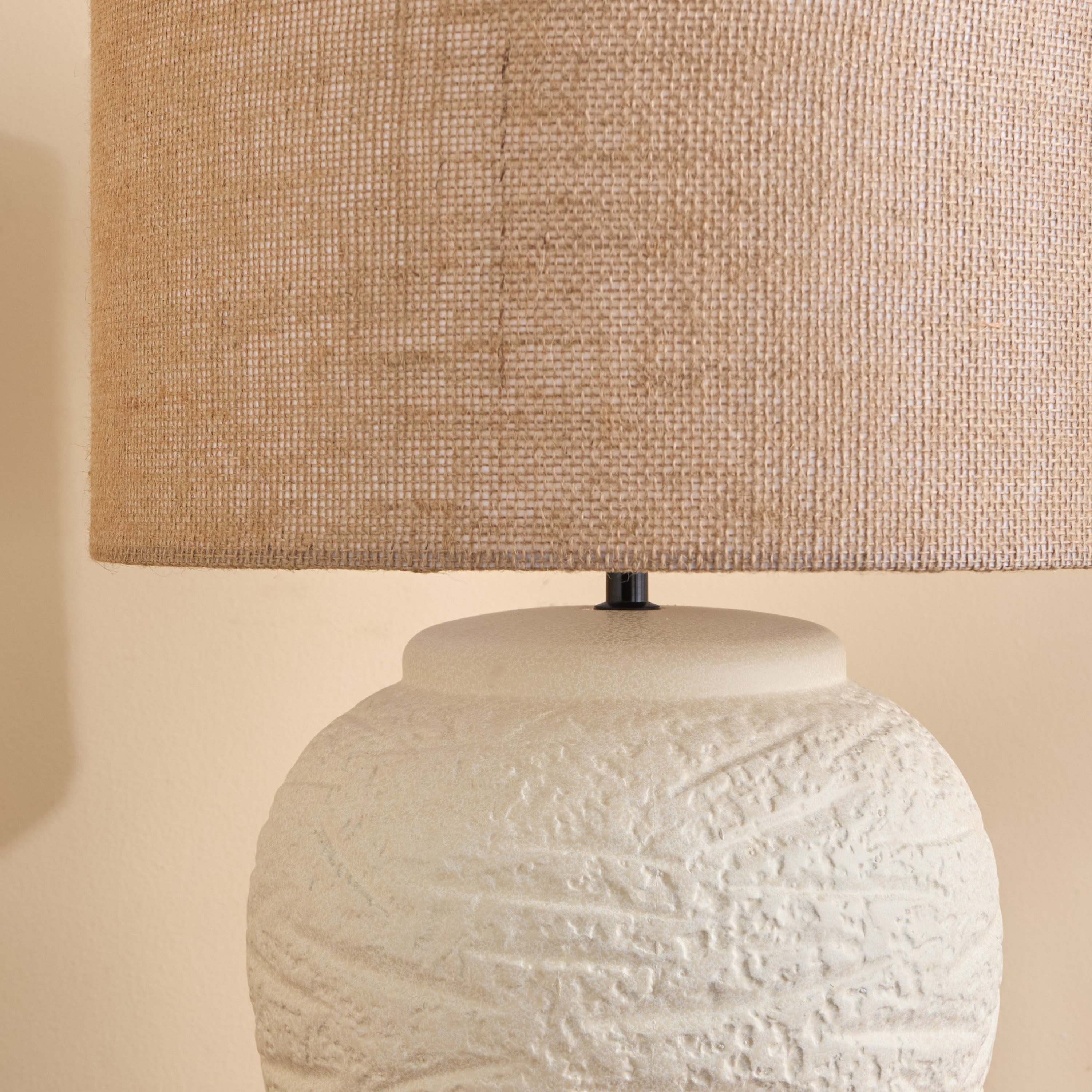 مصباح طاولة سيراميك - بياتريكس - 55.5 سم-household-lighting-tableanddesklamps-image-3